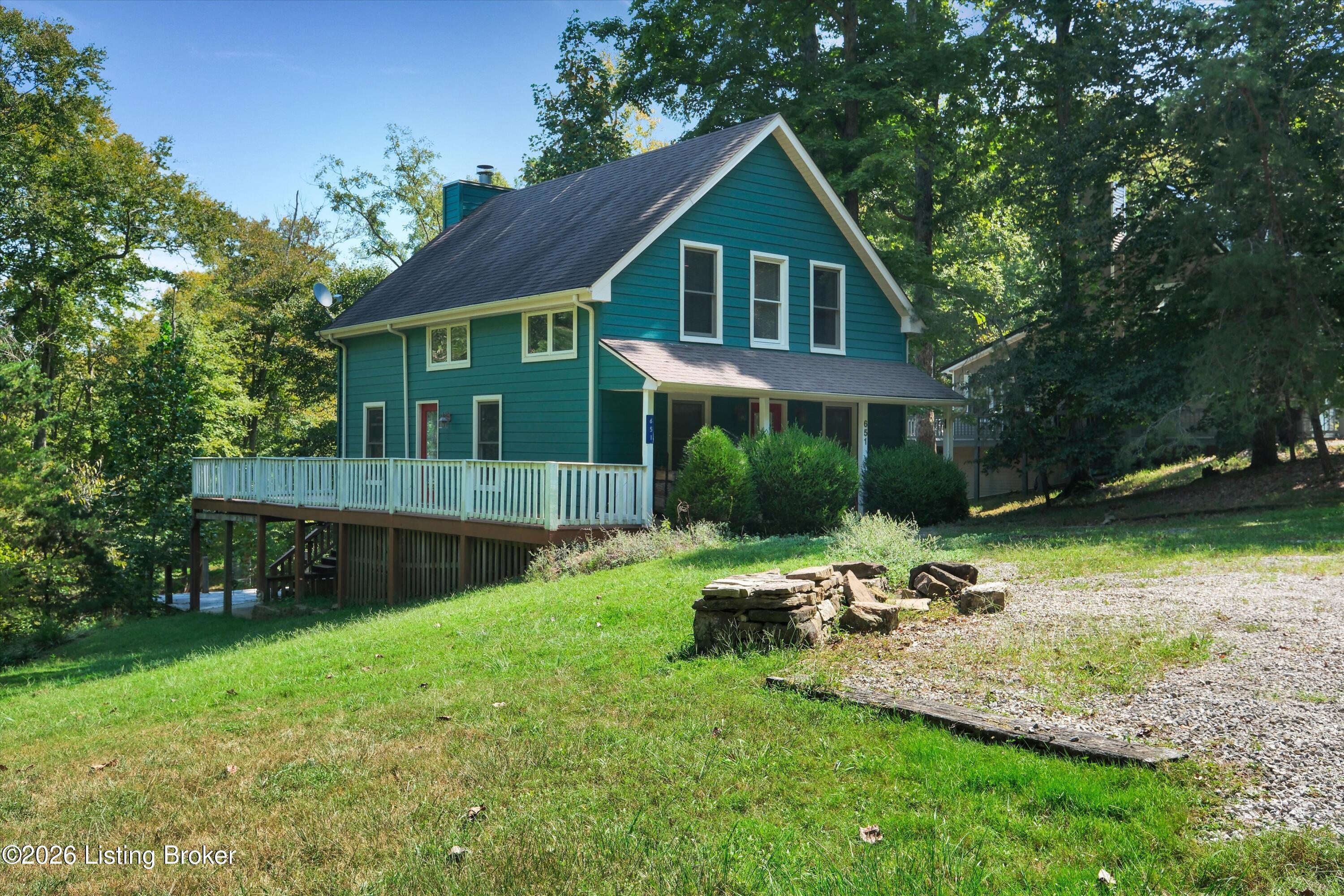 651 Lochober Rd Property Photo 1
