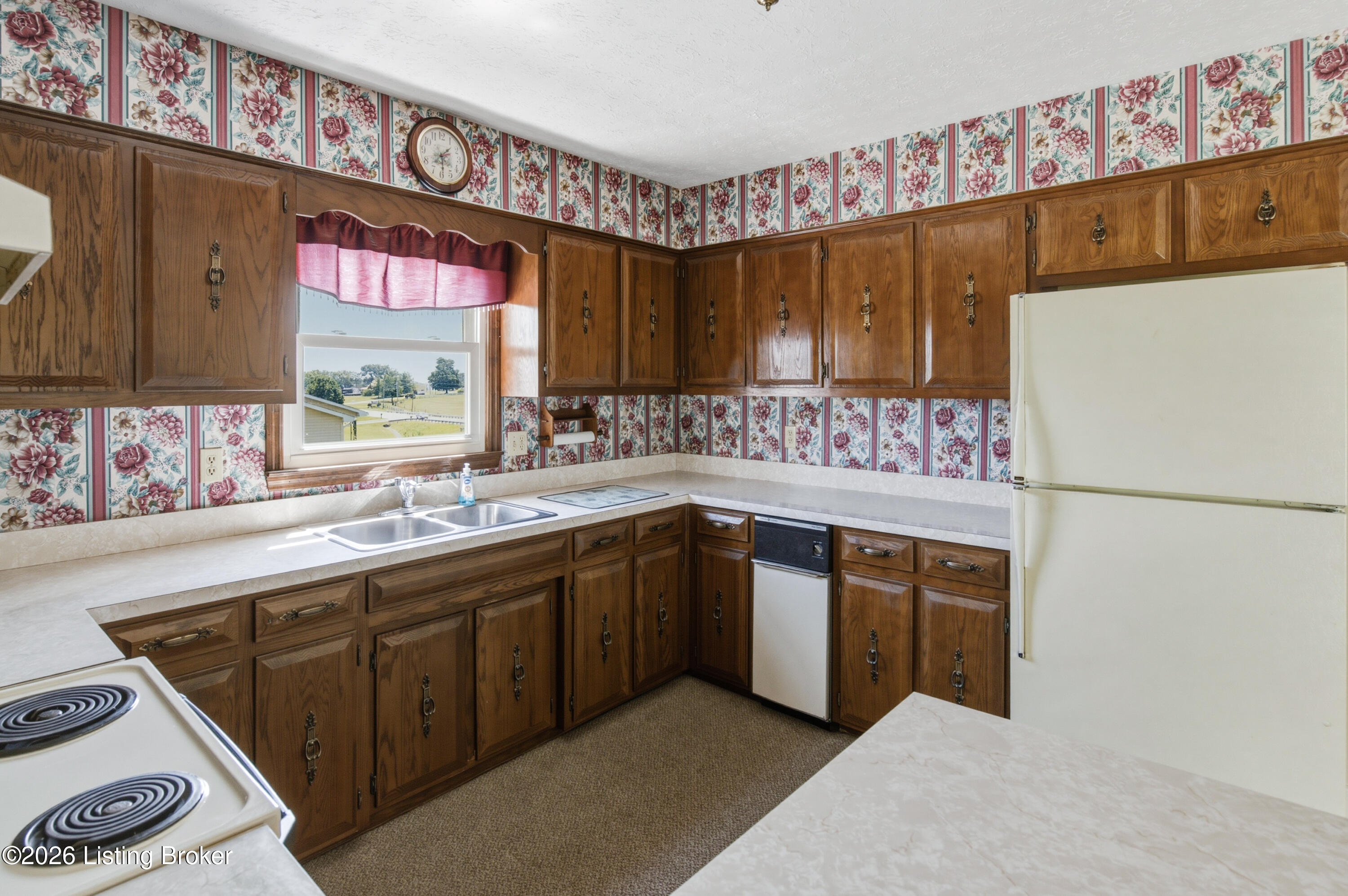 2440 Bardstown Rd Property Photo 17