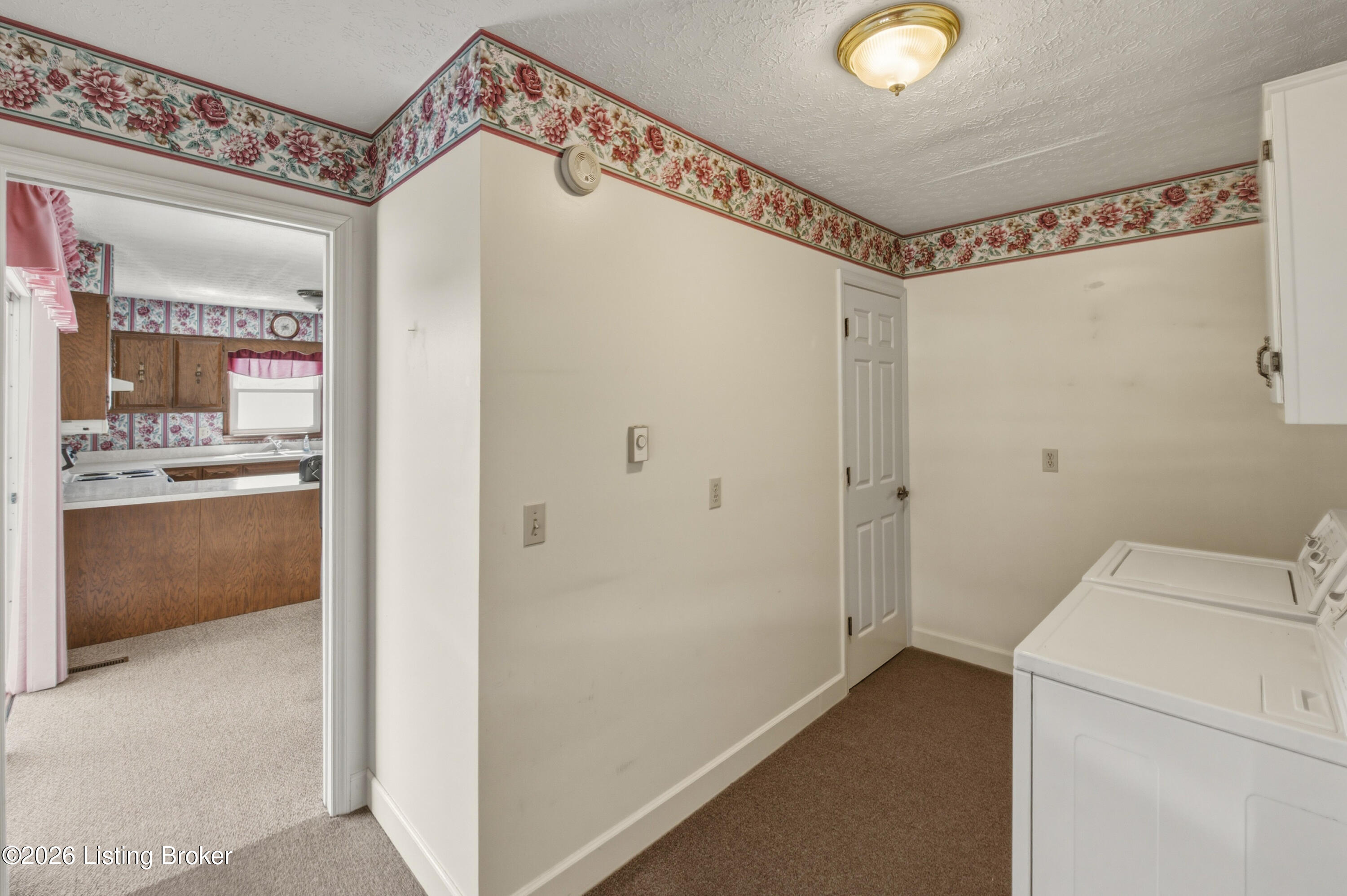 2440 Bardstown Rd Property Photo 21