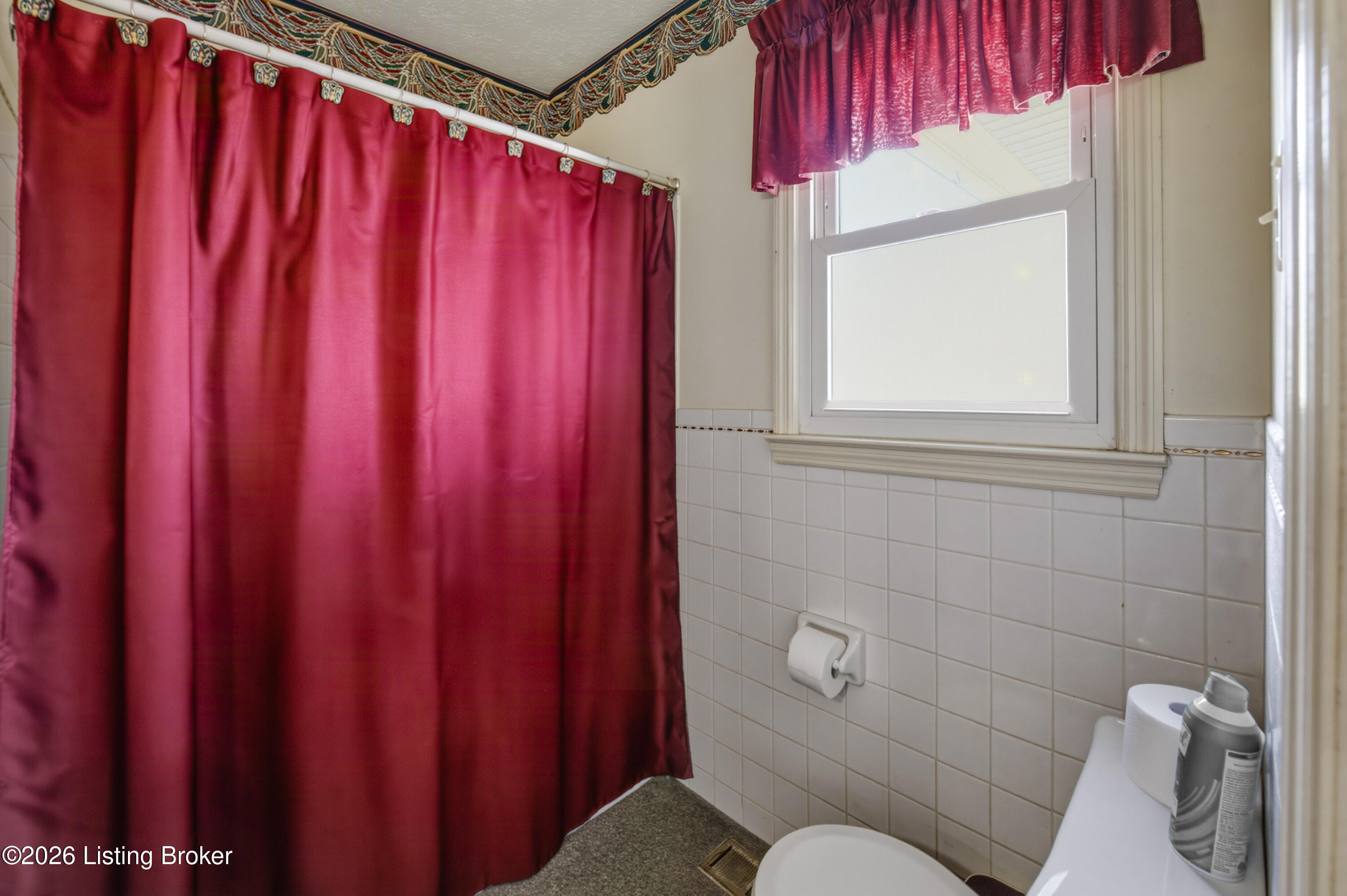 2440 Bardstown Rd Property Photo 23