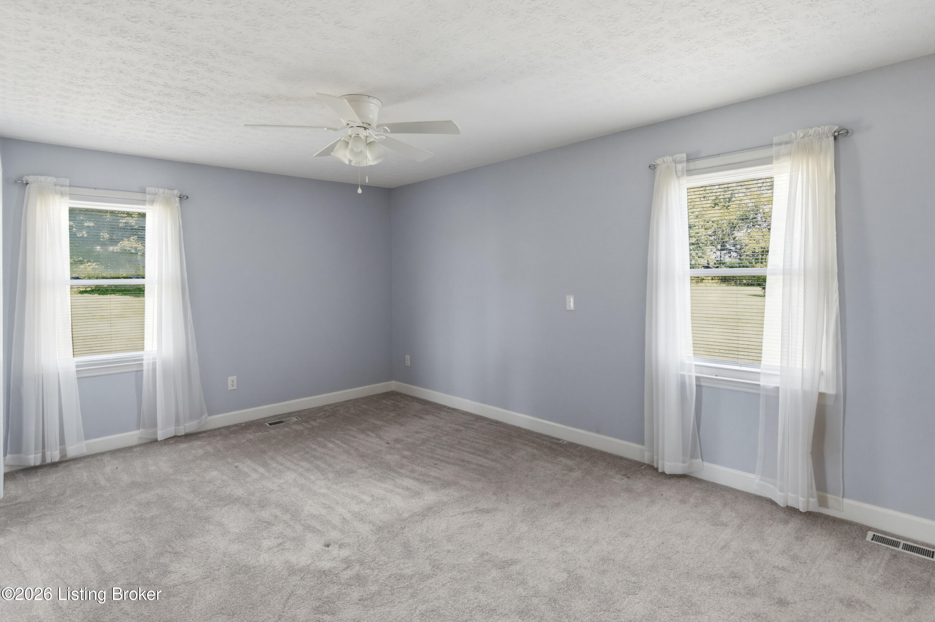 2440 Bardstown Rd Property Photo 32