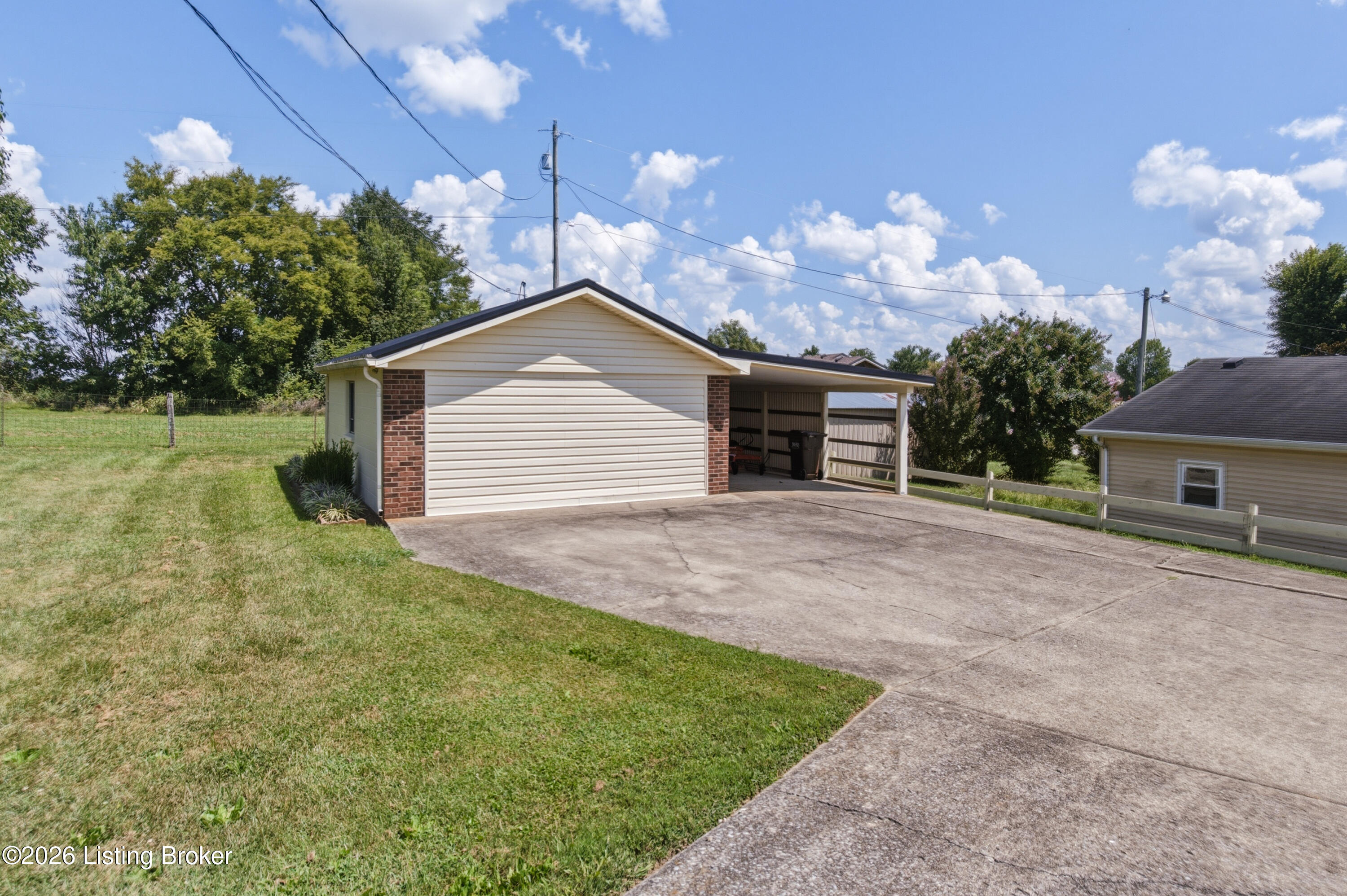 2440 Bardstown Rd Property Photo 41
