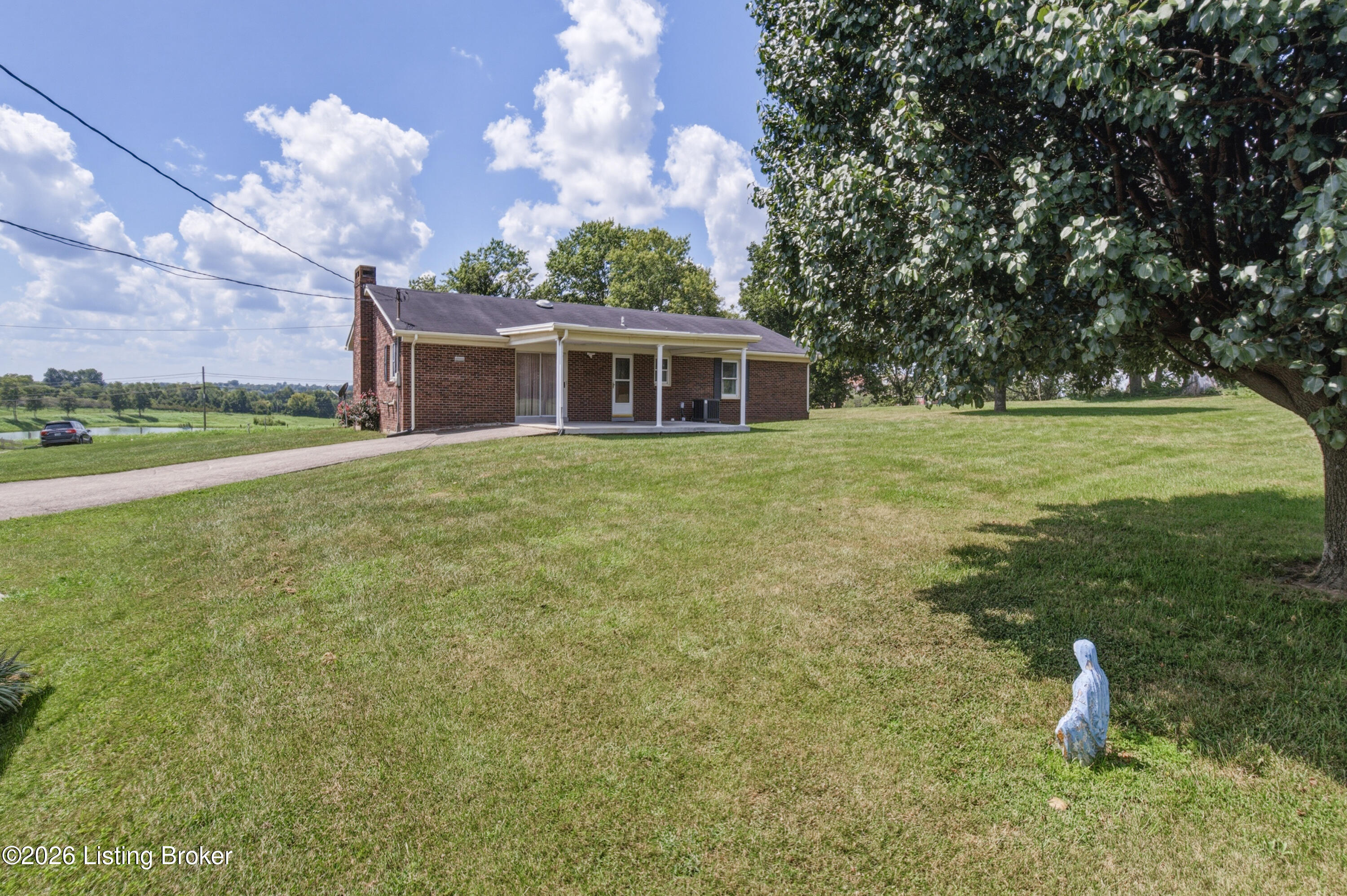 2440 Bardstown Rd Property Photo 50