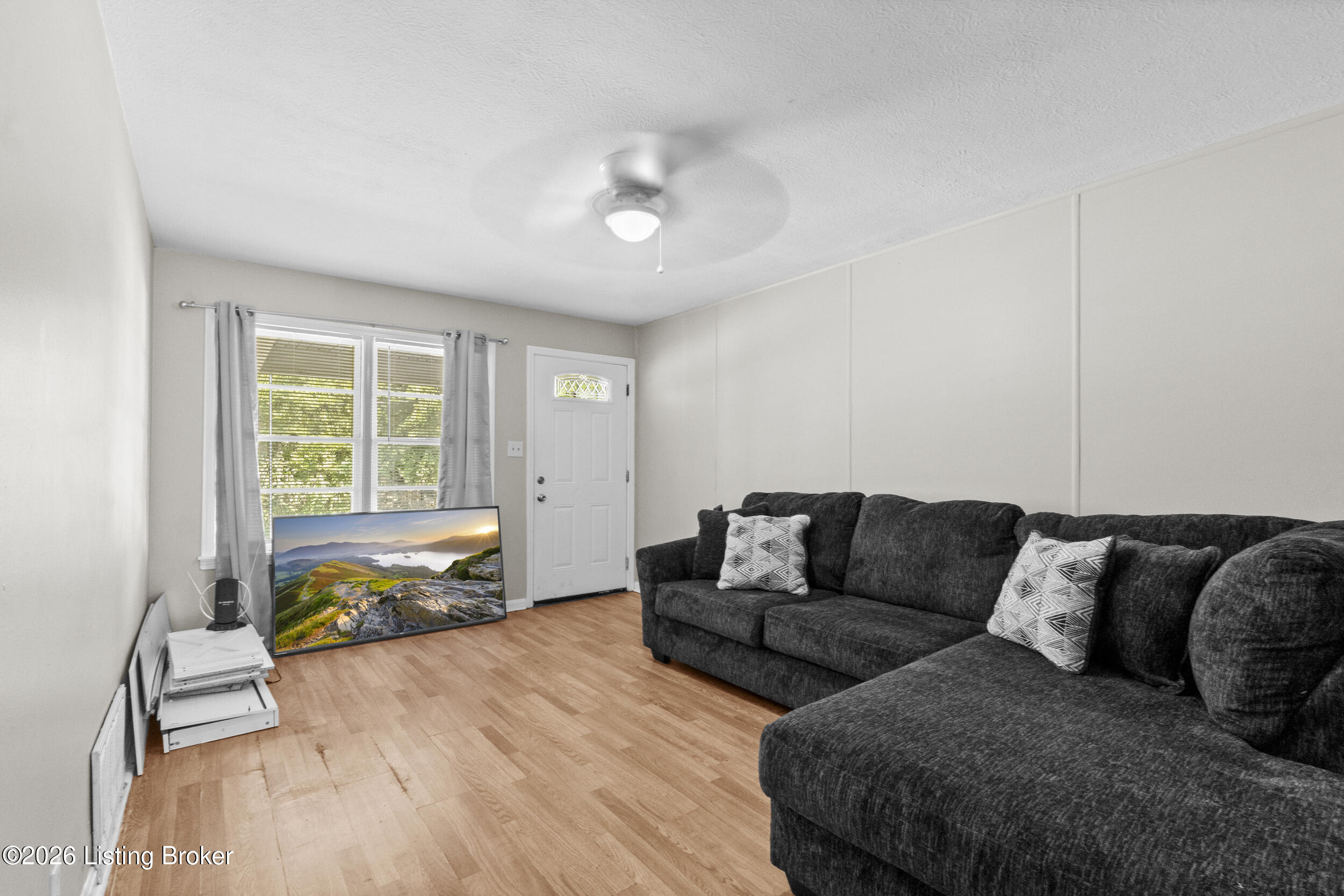4178 Churchman Ave Property Photo 6