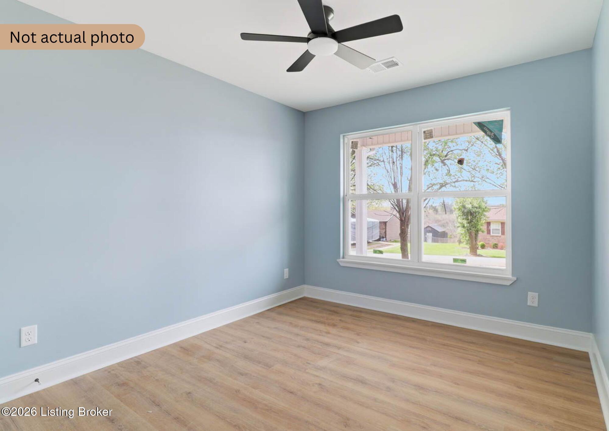 4102 Sanford Ave Property Photo 3