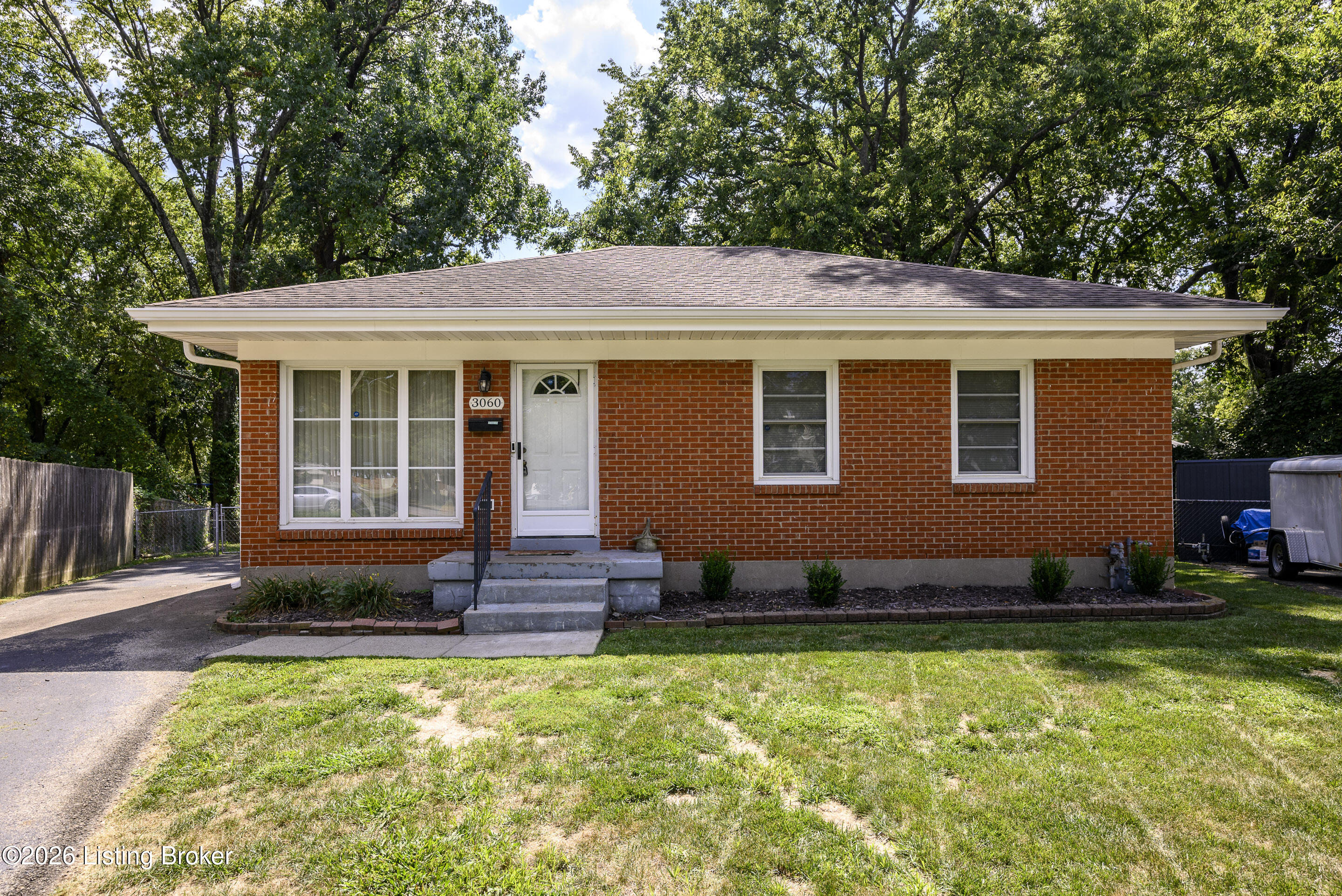 3060 Nadina Dr Property Photo 2