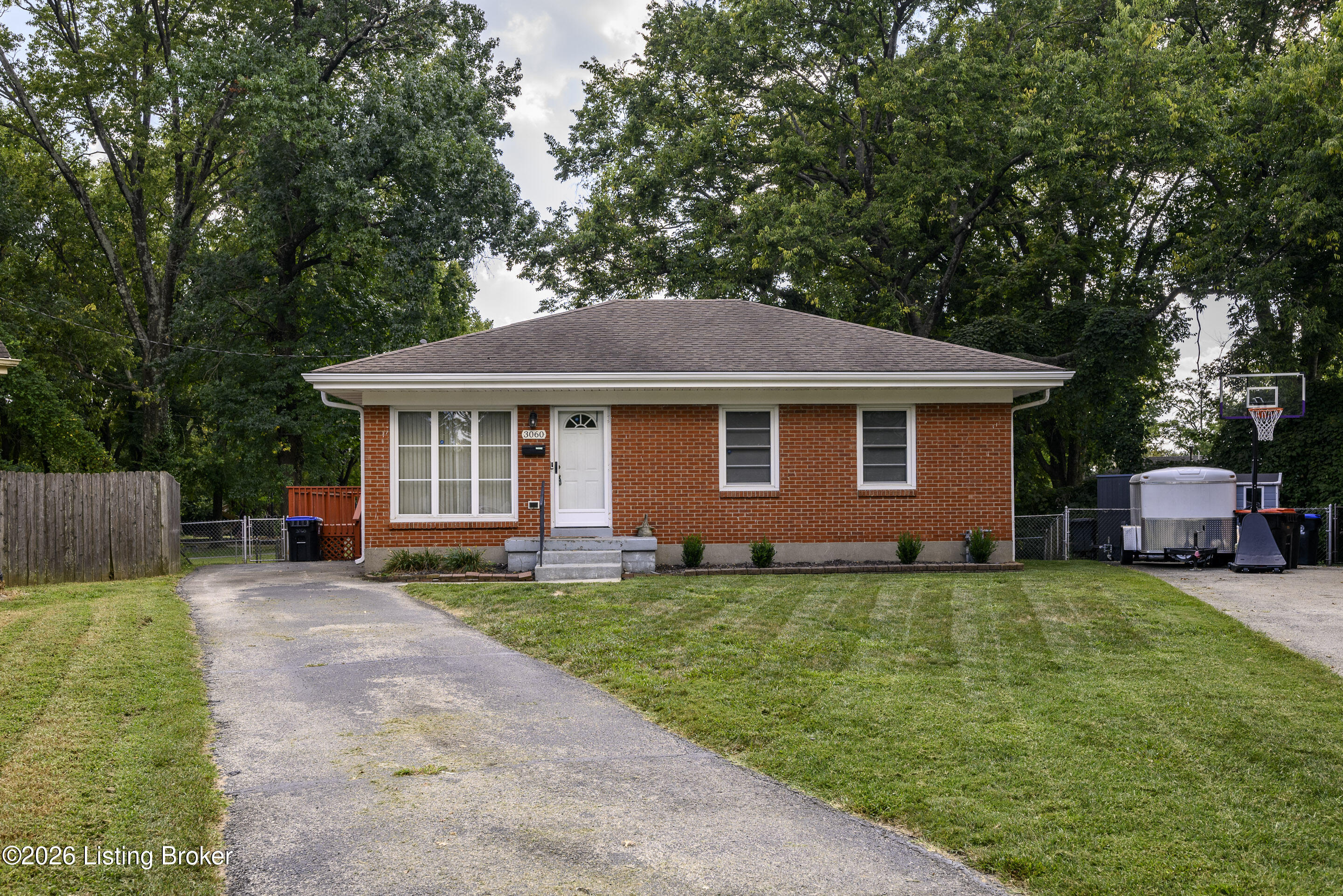 3060 Nadina Dr Property Photo 3