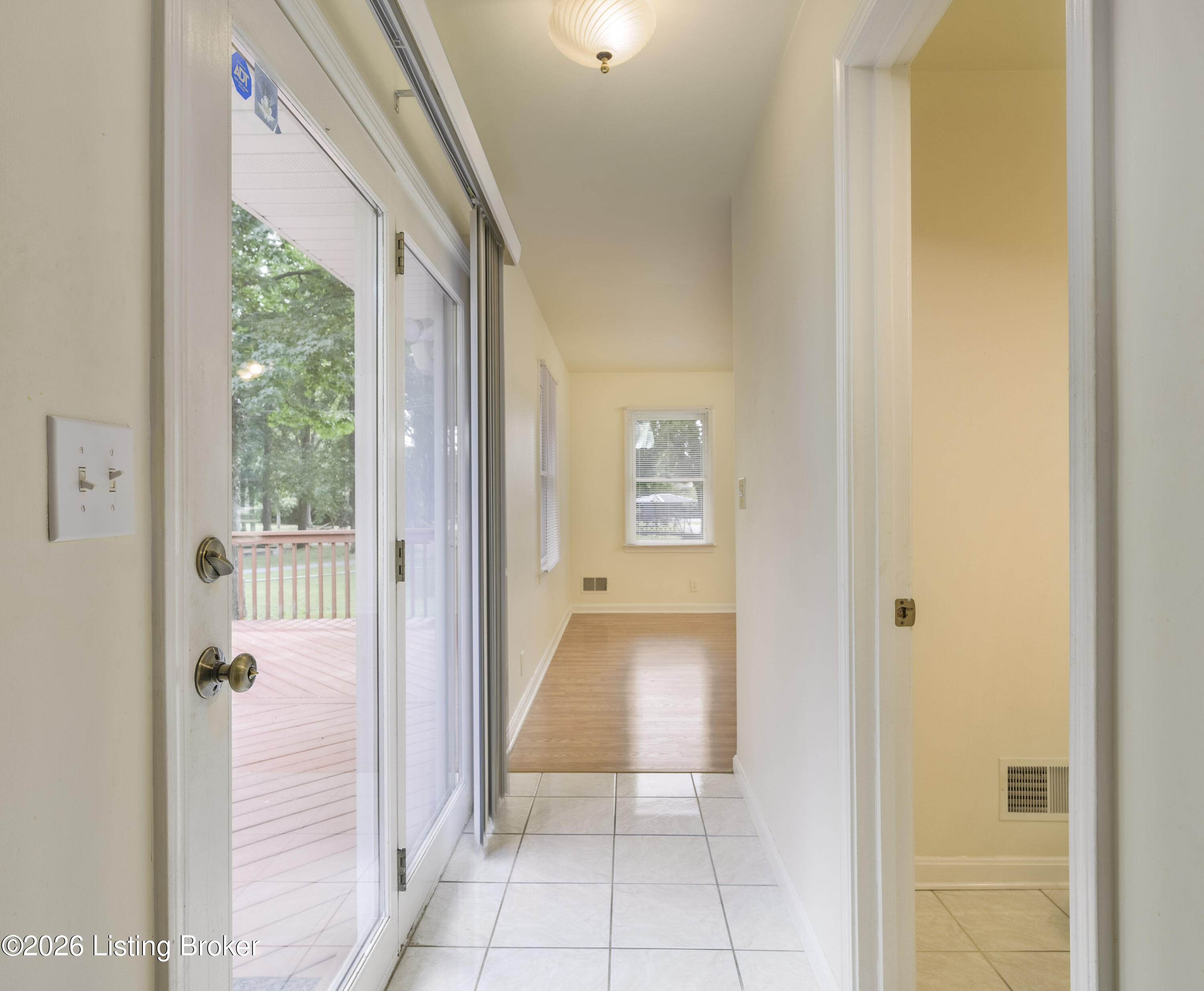 3060 Nadina Dr Property Photo 22