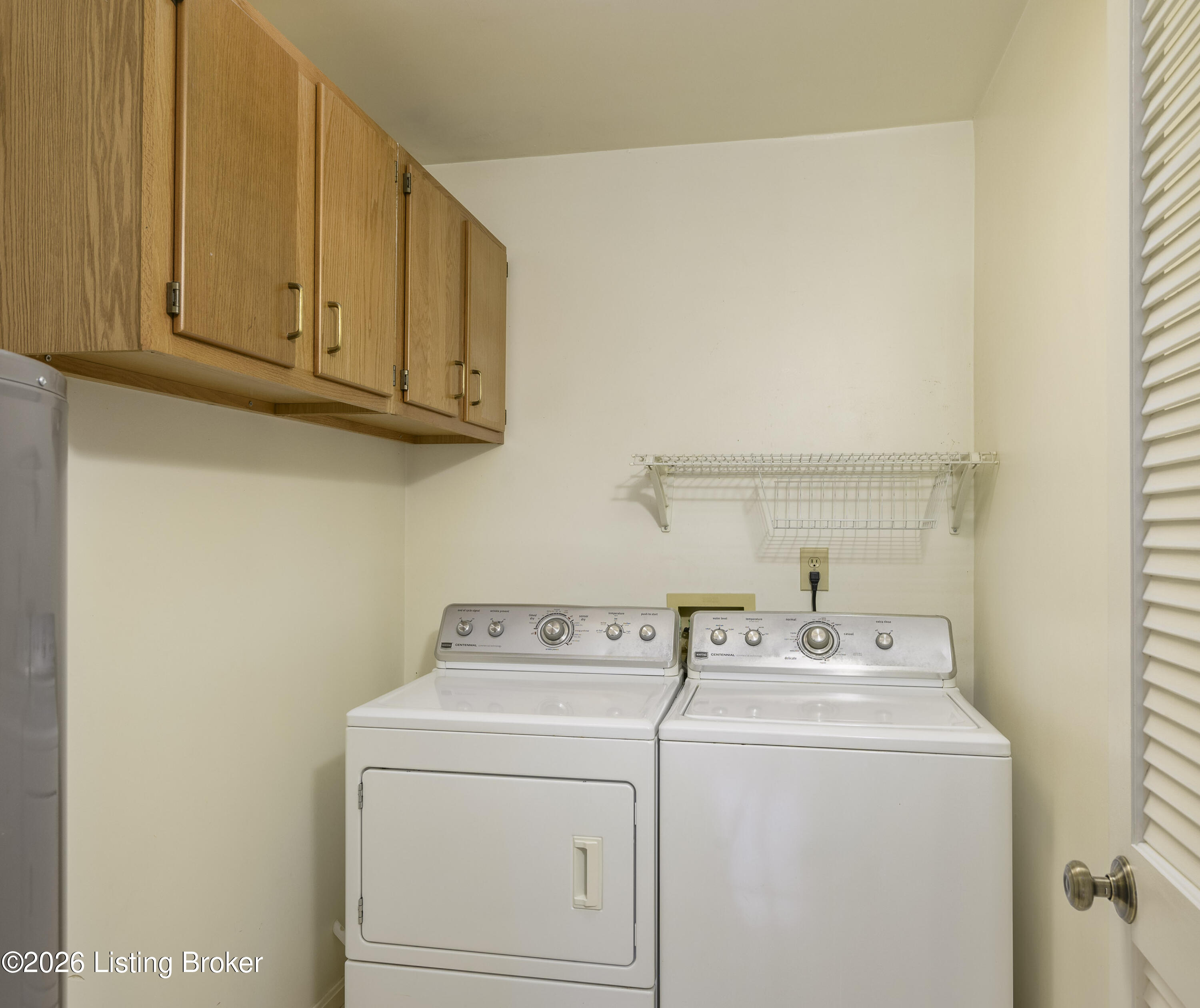 3060 Nadina Dr Property Photo 25