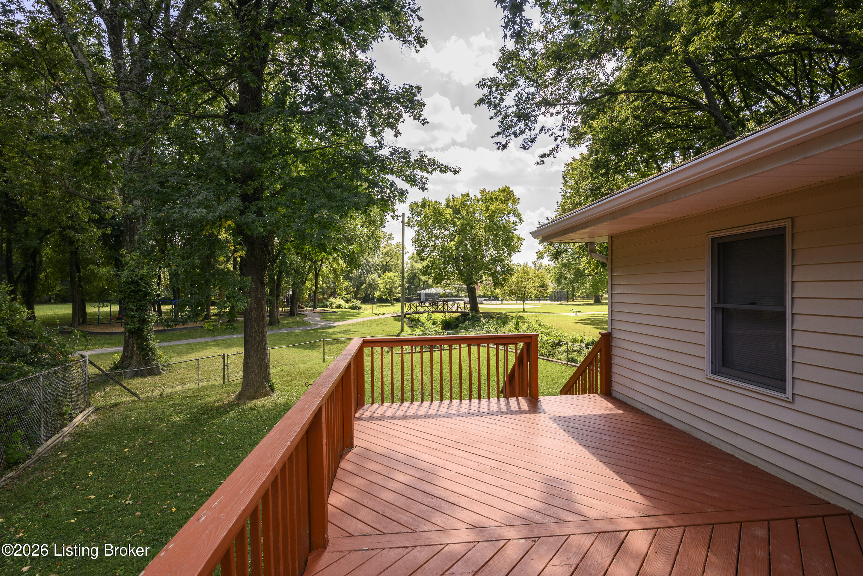 3060 Nadina Dr Property Photo 29