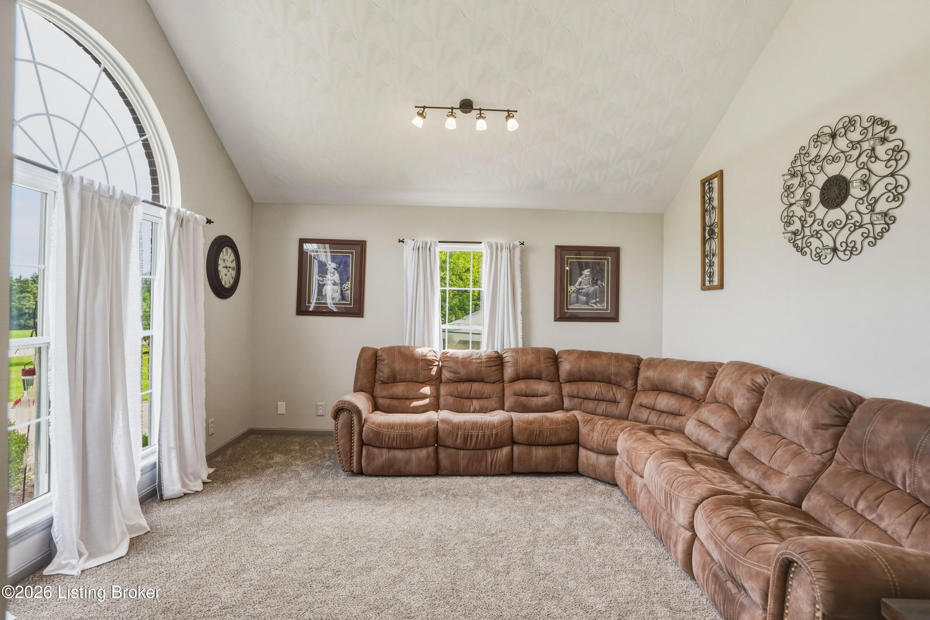312 Cedar Point Rd Property Photo 15