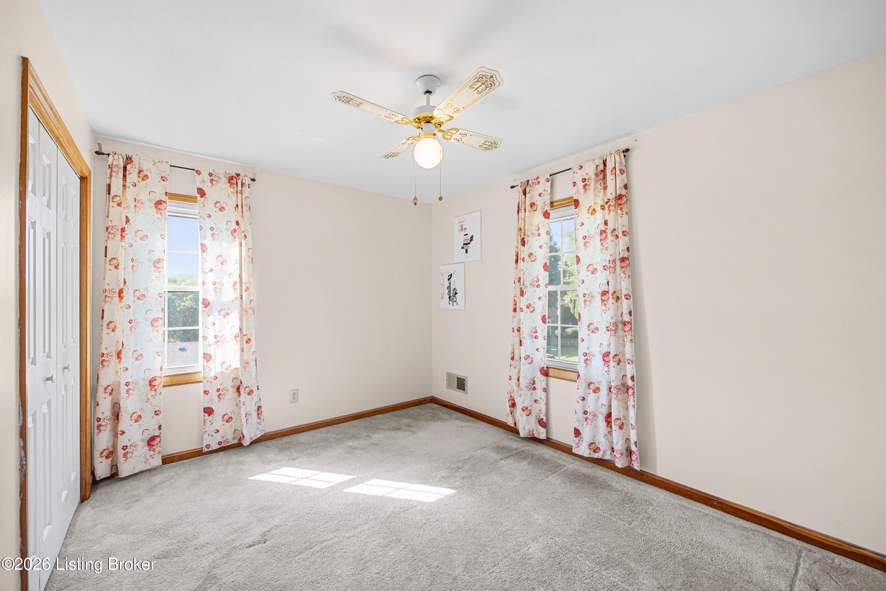 3905 Deer Lake Ct Property Photo 18