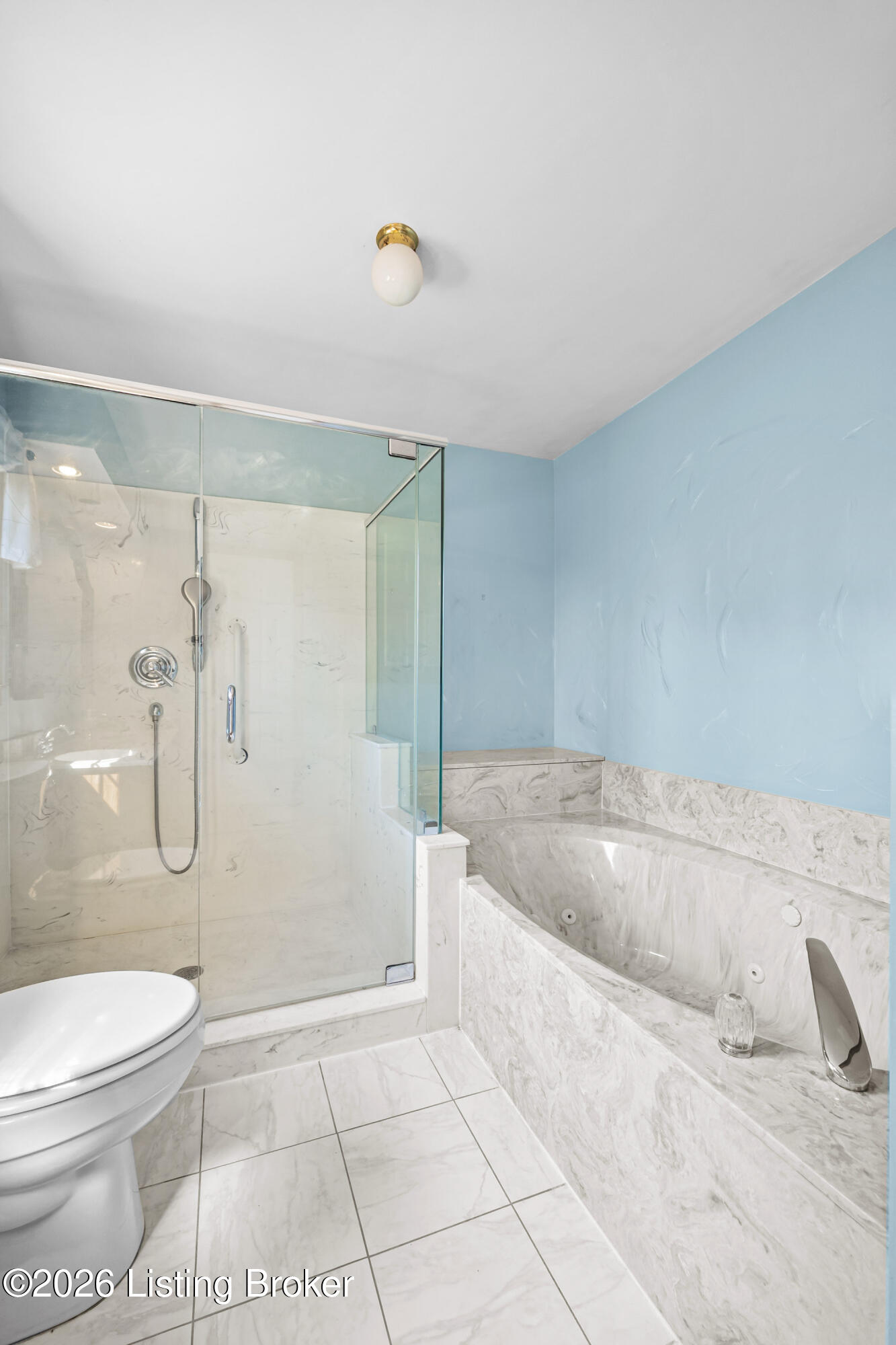 3905 Deer Lake Ct Property Photo 28