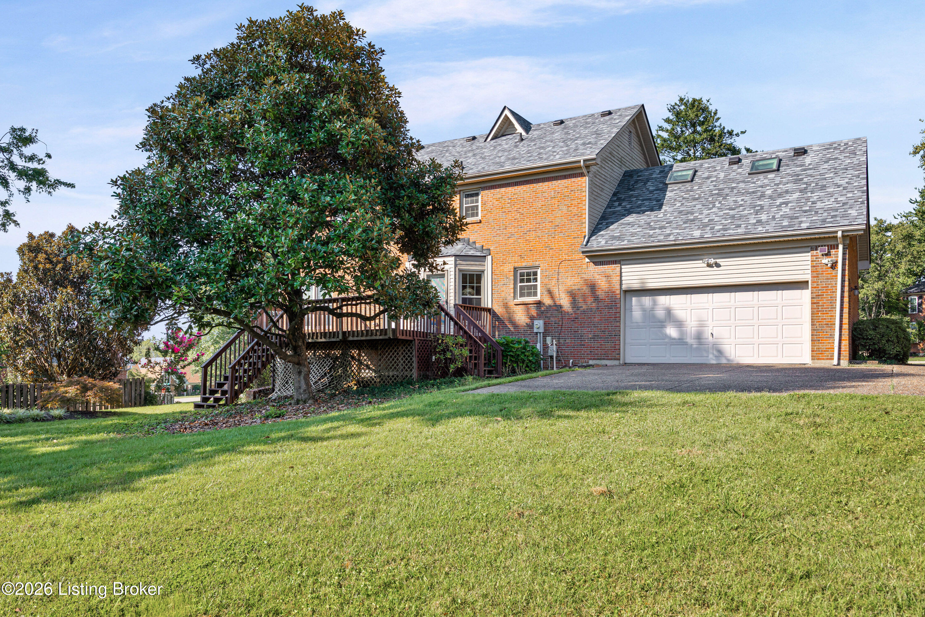 3905 Deer Lake Ct Property Photo 40