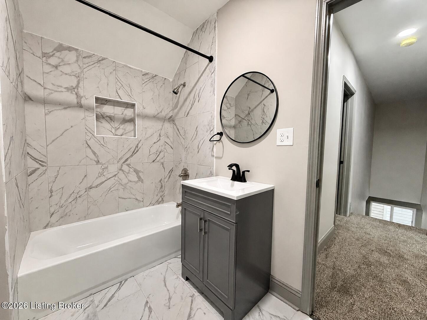 4103 W Broadway Property Photo 16