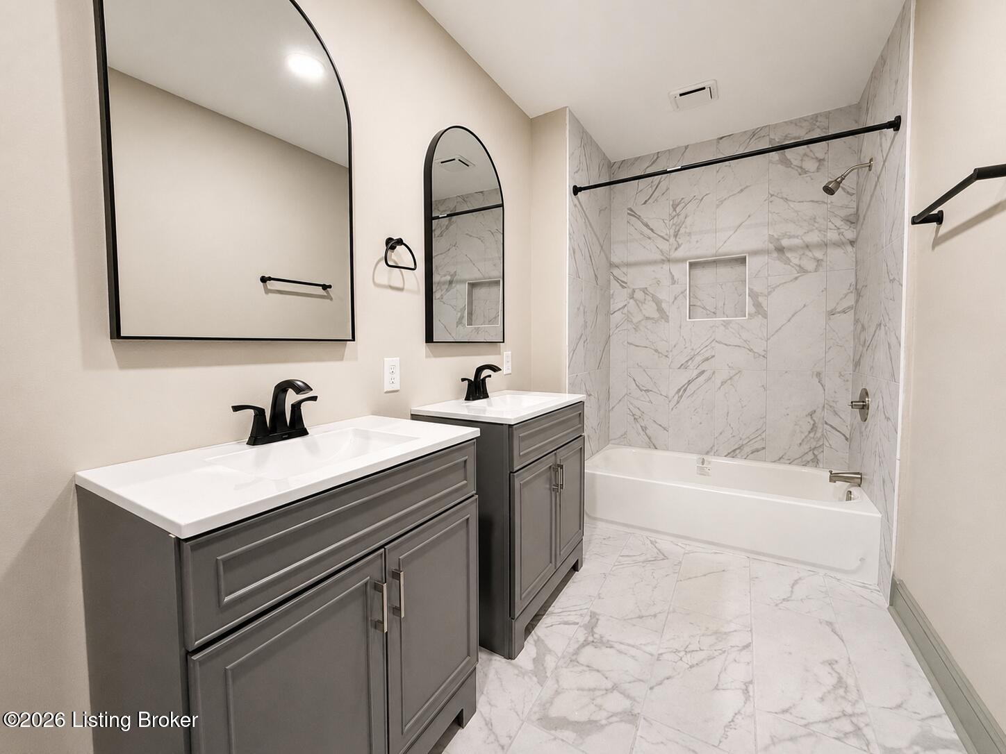 4103 W Broadway Property Photo 20