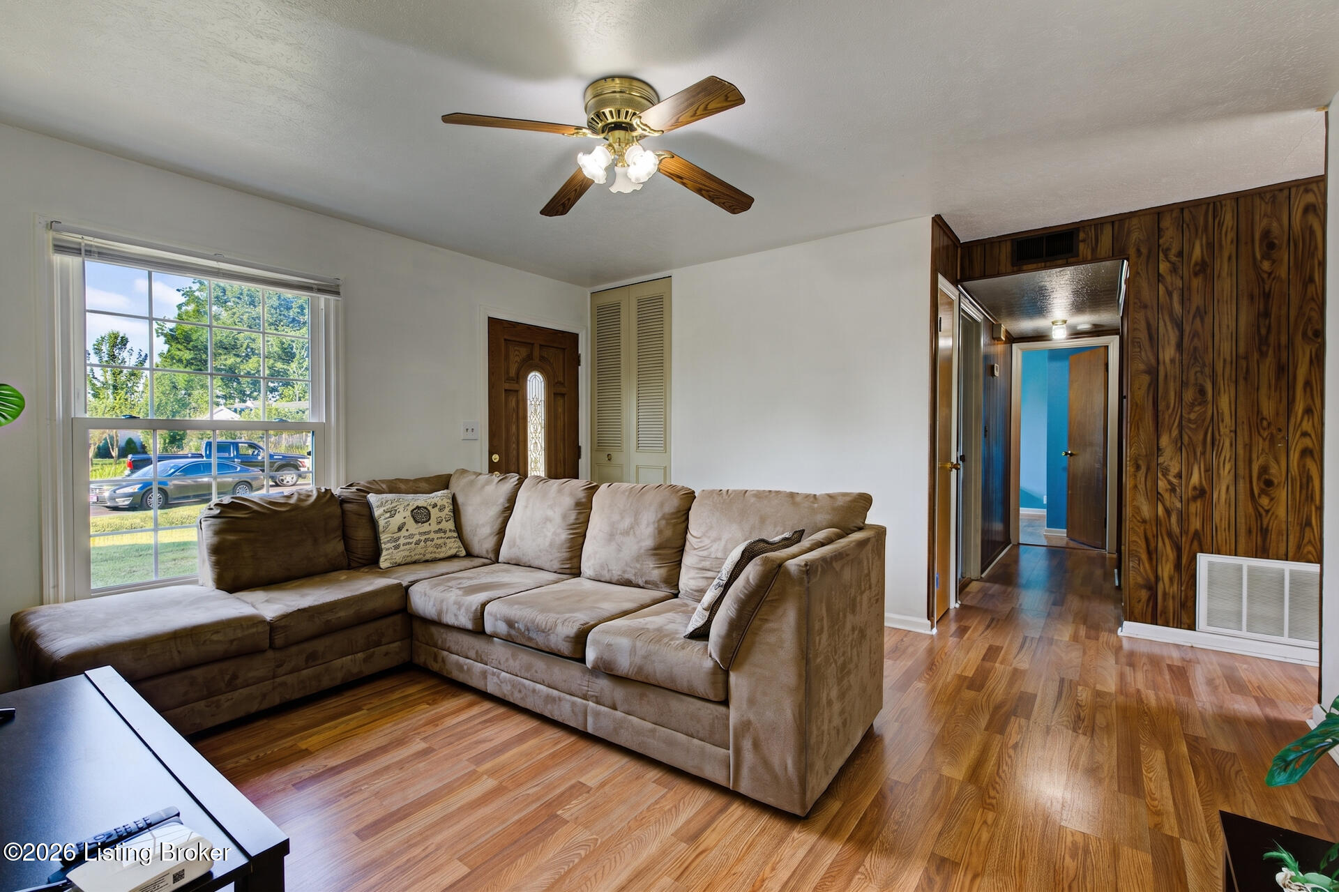 7501 Revolutionary Ct Property Photo 5
