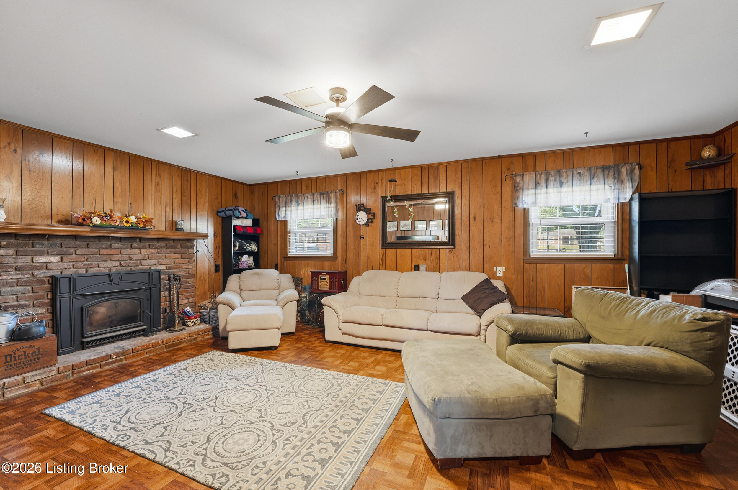 2313 Steeplechase Dr Property Photo 16