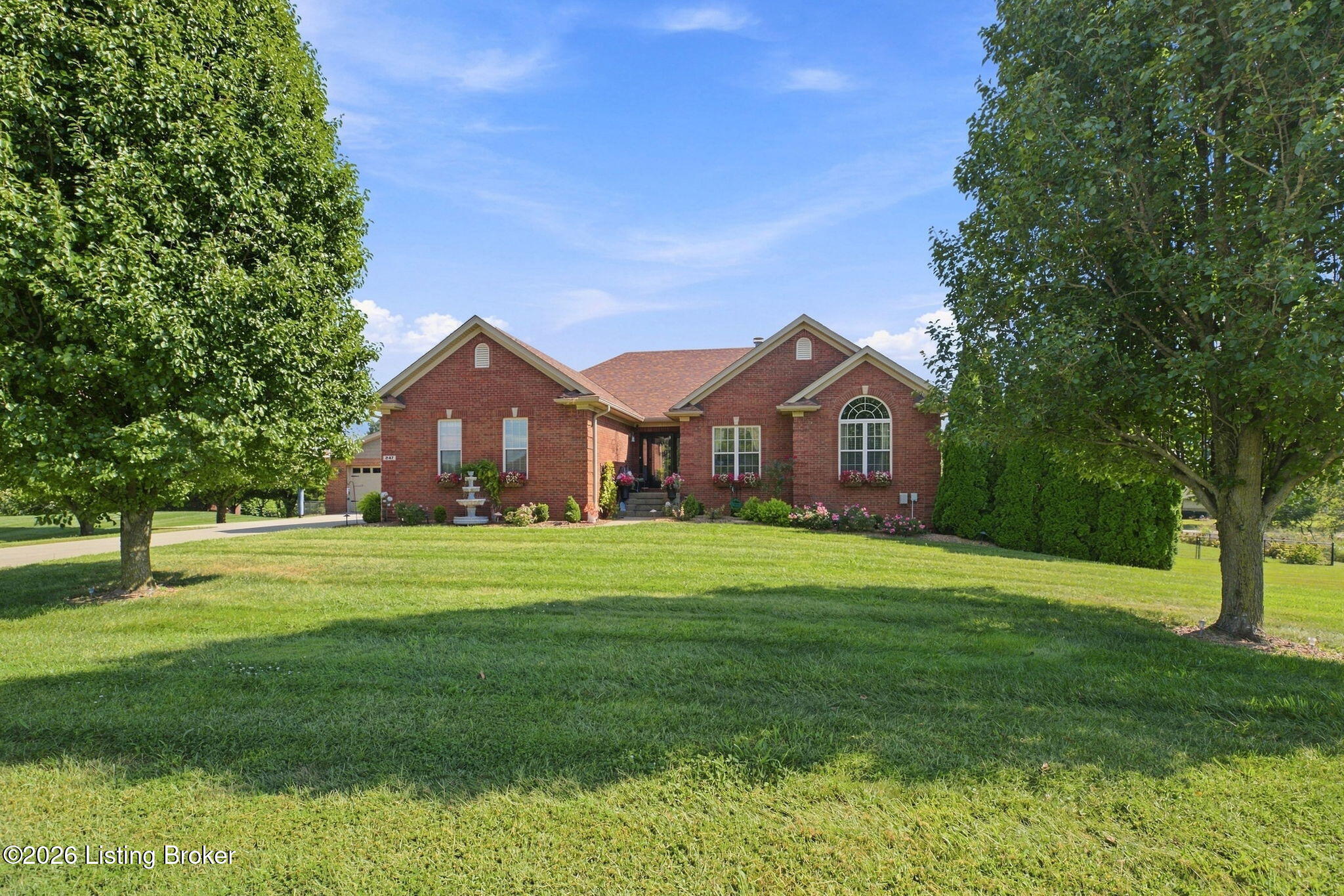 247 Sunray Dr Property Photo 11