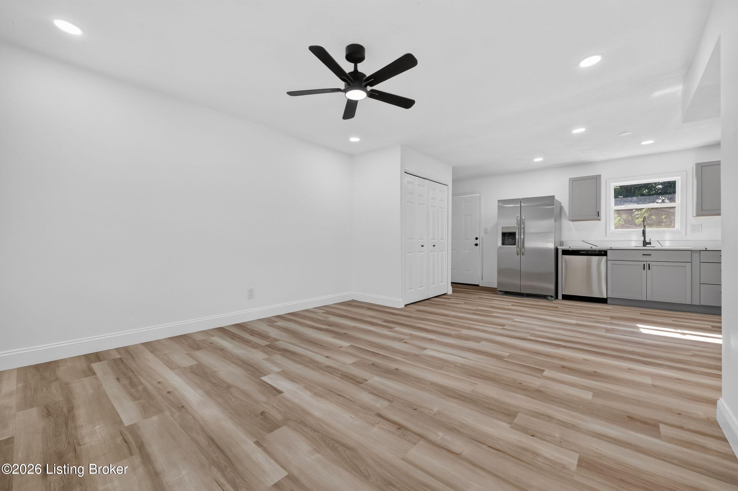 10905 Grafton Hall Rd Property Photo 9