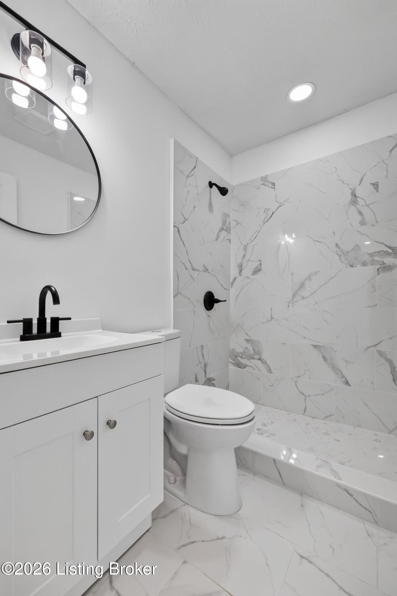 10905 Grafton Hall Rd Property Photo 22