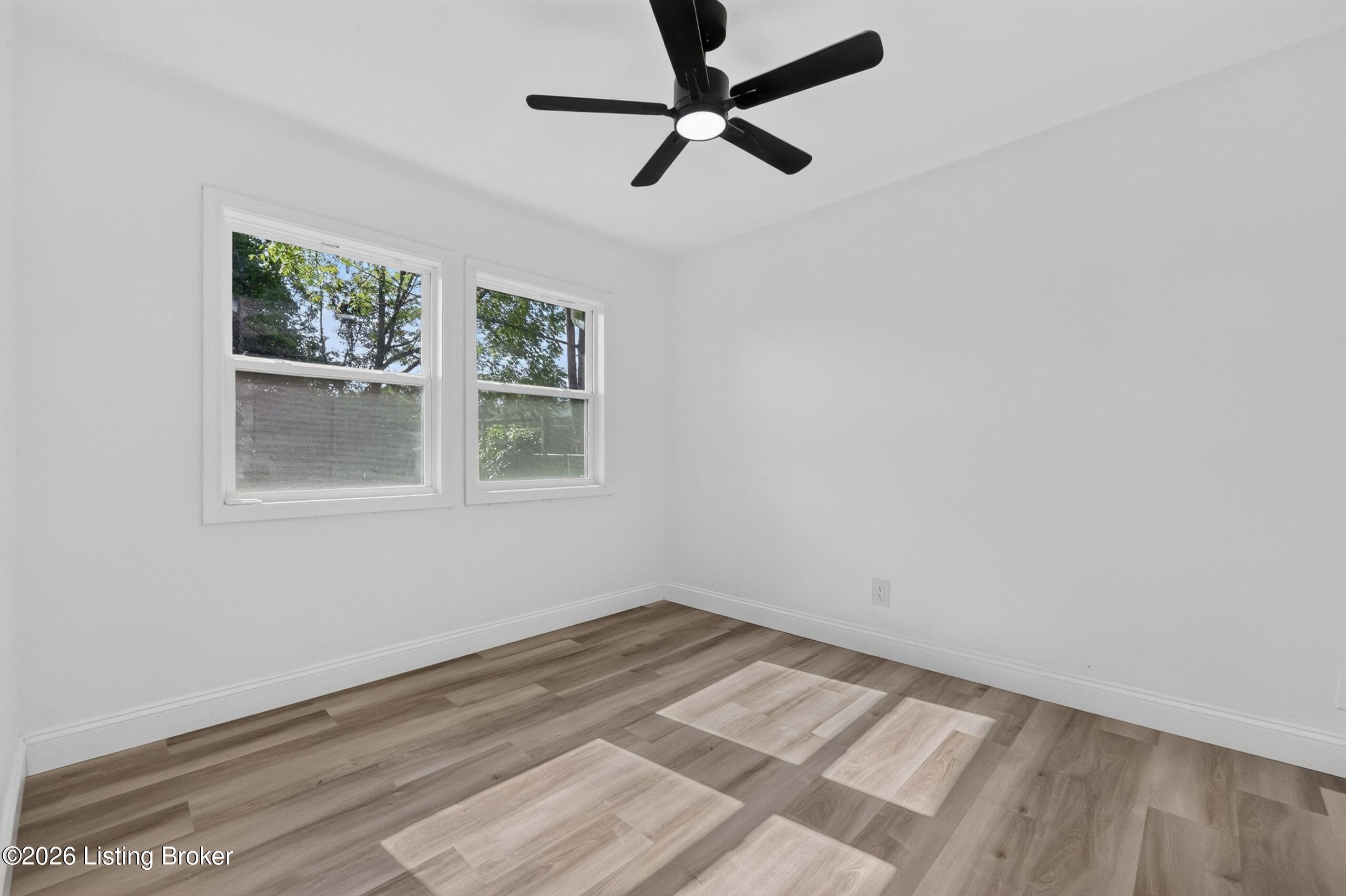 10905 Grafton Hall Rd Property Photo 24