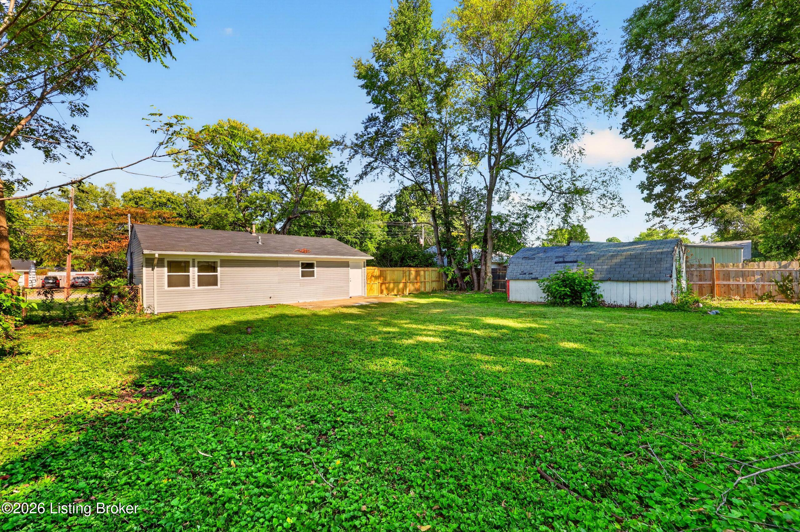 10905 Grafton Hall Rd Property Photo 36