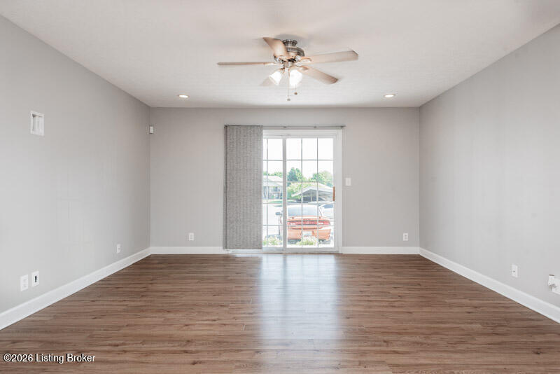 169 Central Blvd Apt 37 Property Photo 2