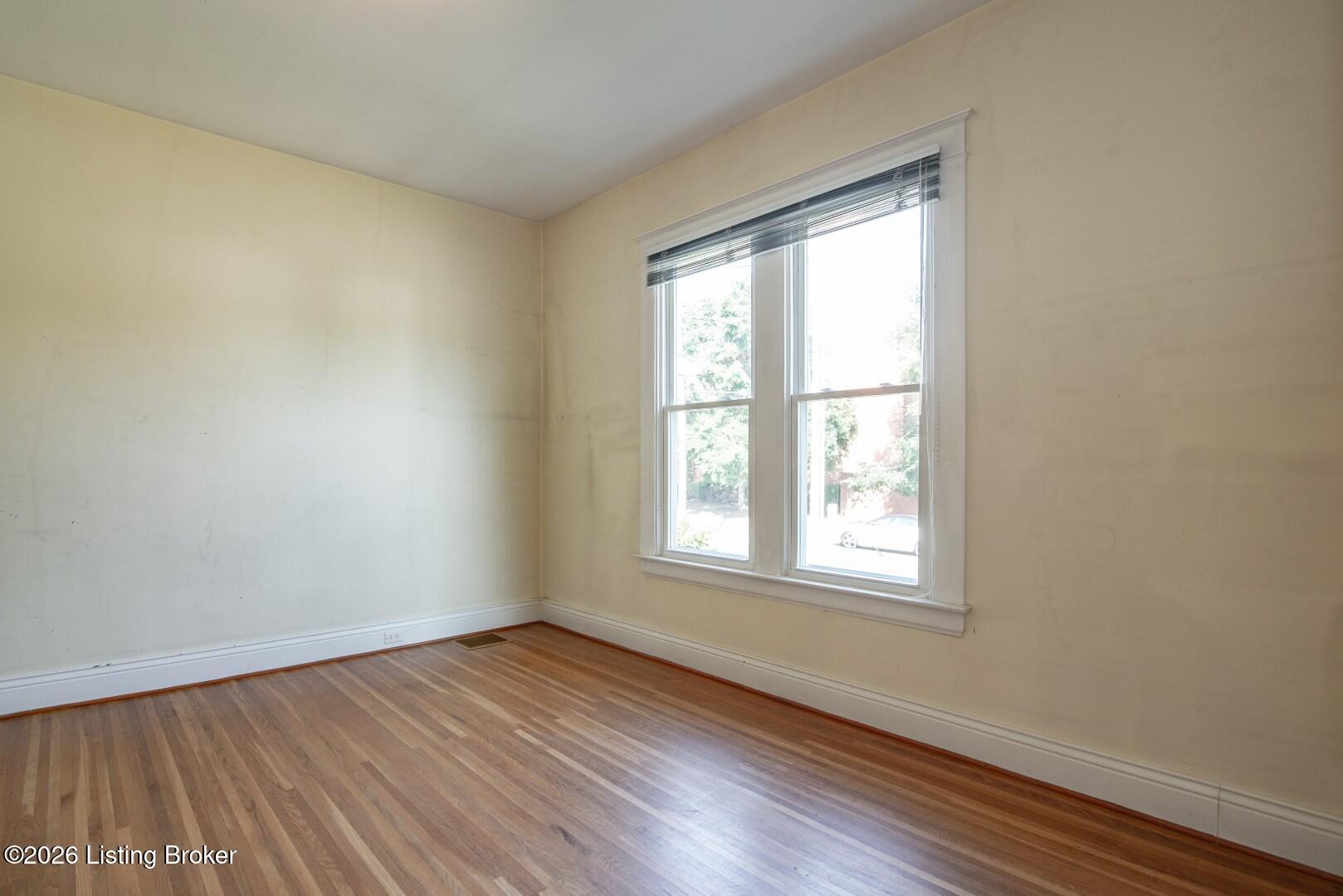 1722 Stevens Ave Property Photo 8