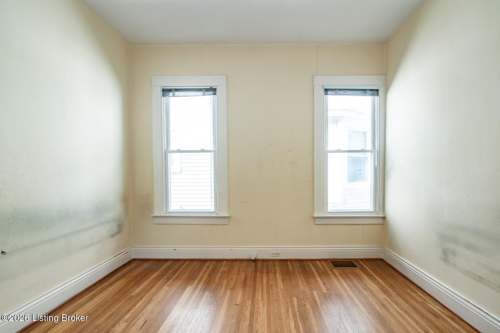 1722 Stevens Ave Property Photo 11