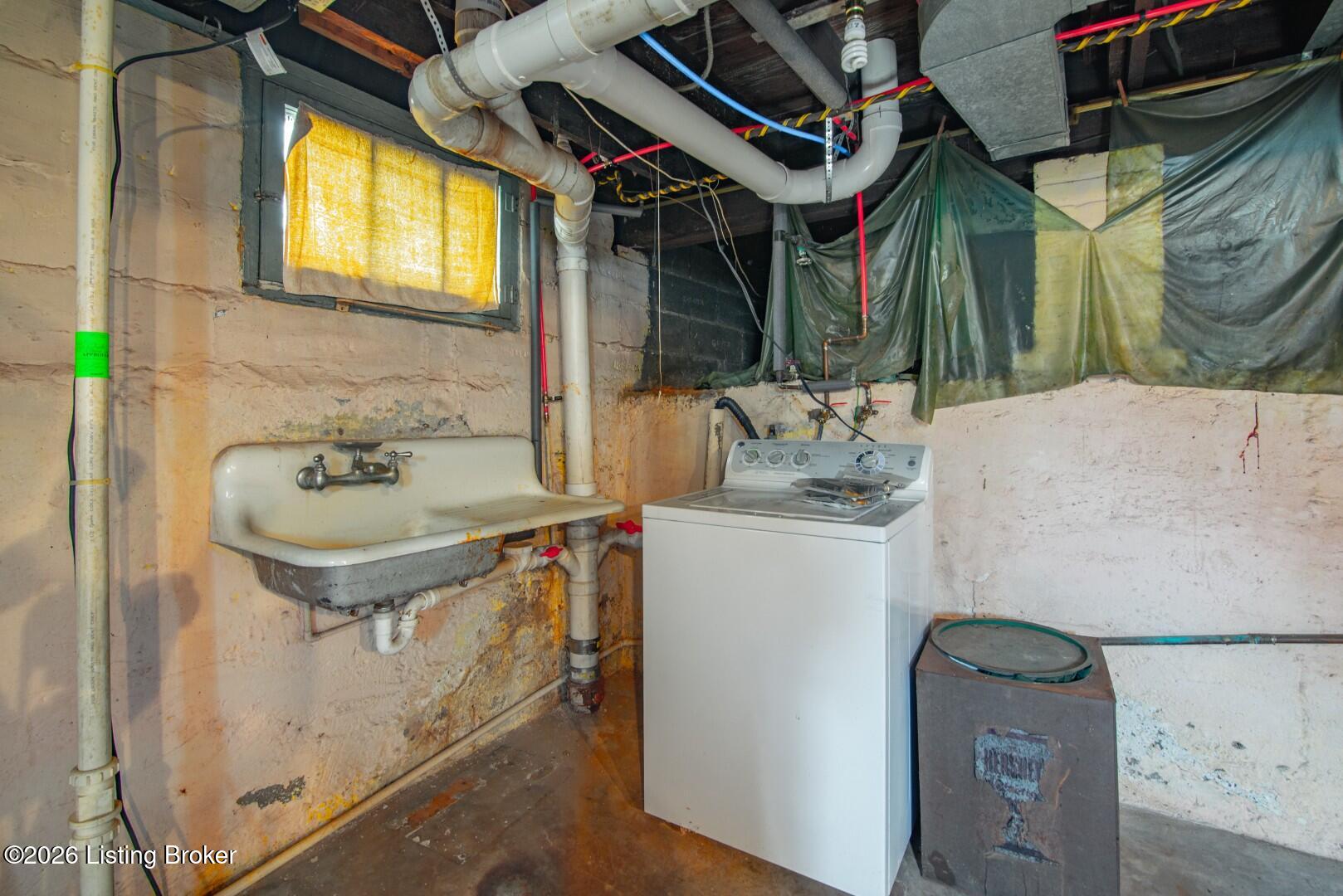 1722 Stevens Ave Property Photo 28