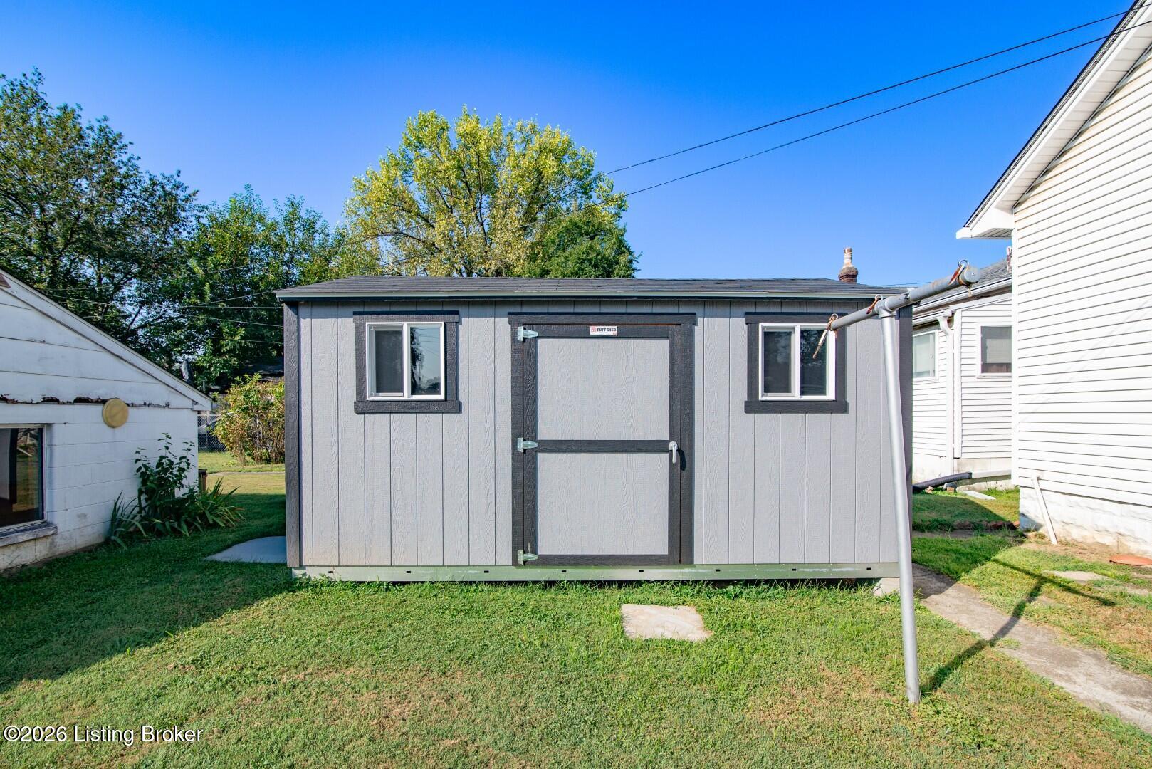 1722 Stevens Ave Property Photo 36