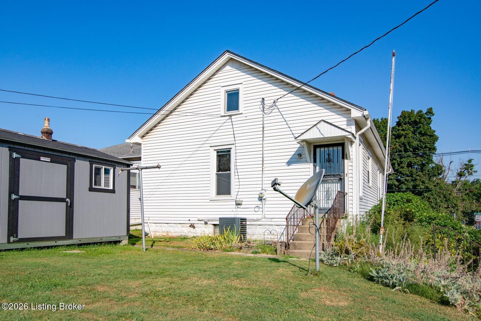 1722 Stevens Ave Property Photo 39