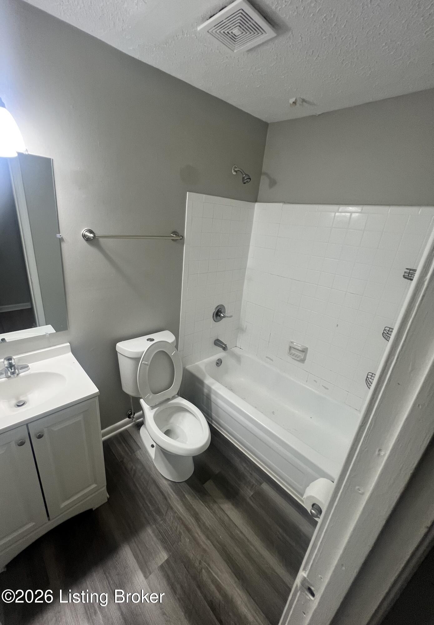 6500 Hackel Dr 3 Property Photo 7