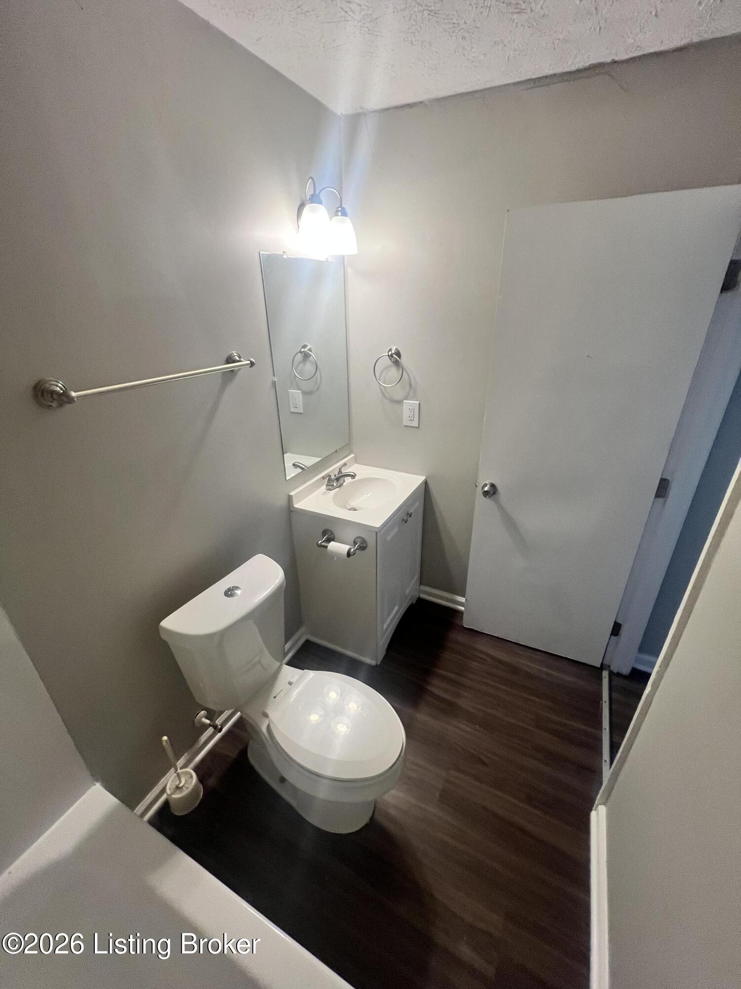 6500 Hackel Dr 4 Property Photo 4
