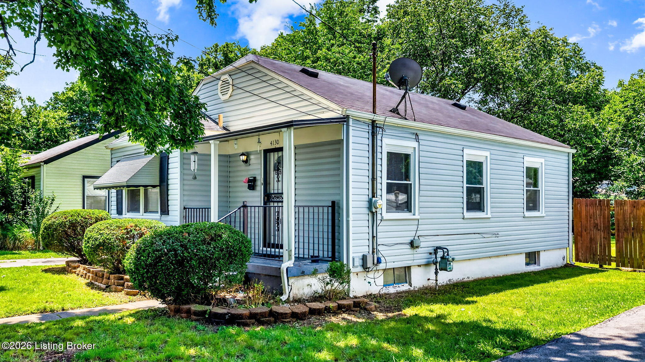 4130 Hillview Ave Property Photo 3