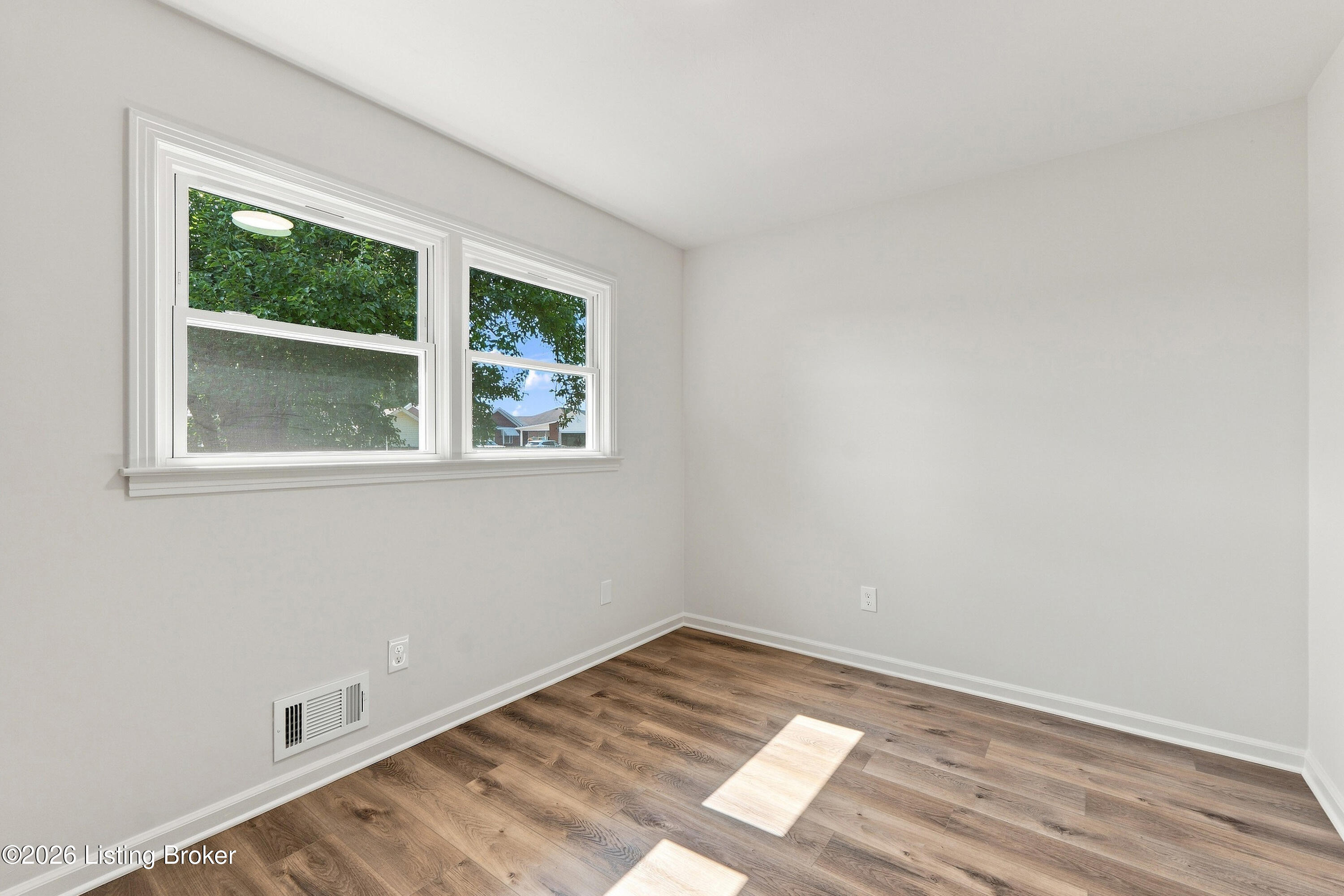 7110 Uranus Dr Property Photo 23