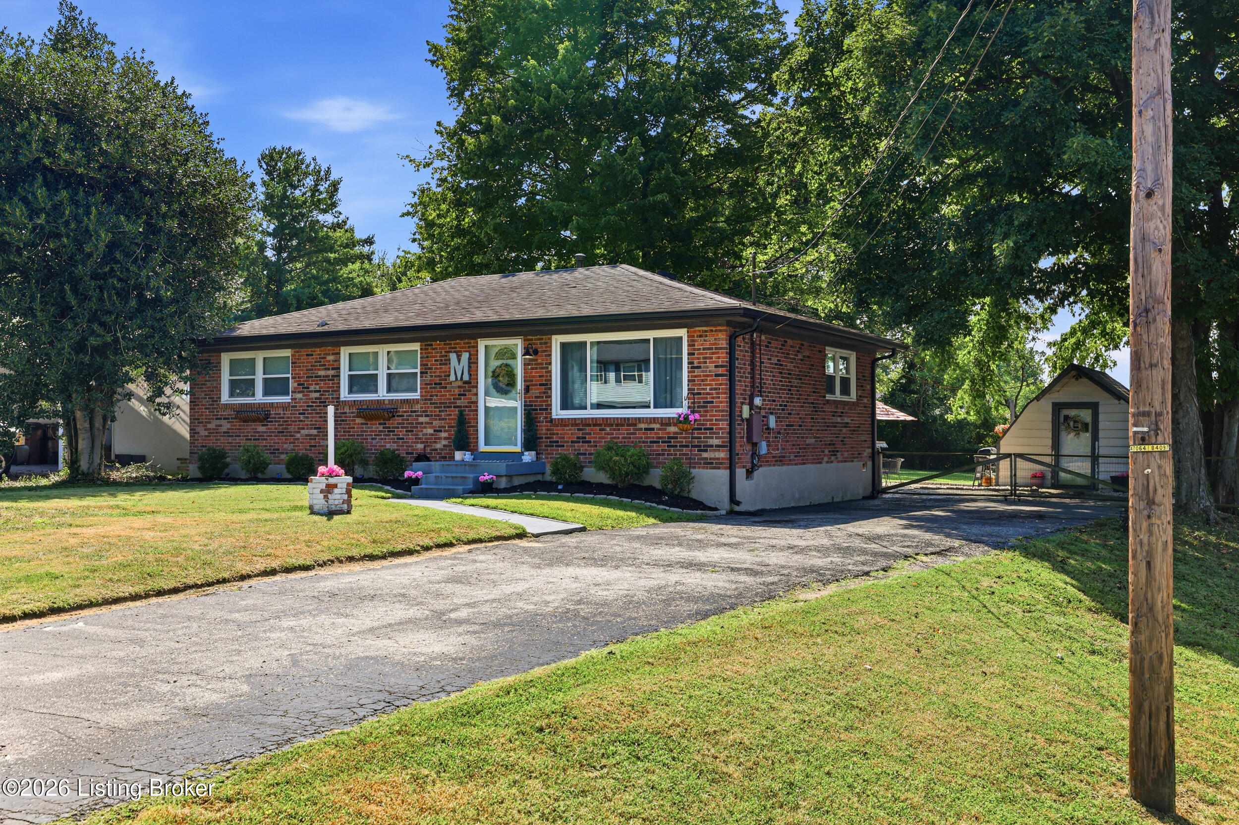 8506 Glaser Ln Property Photo 3