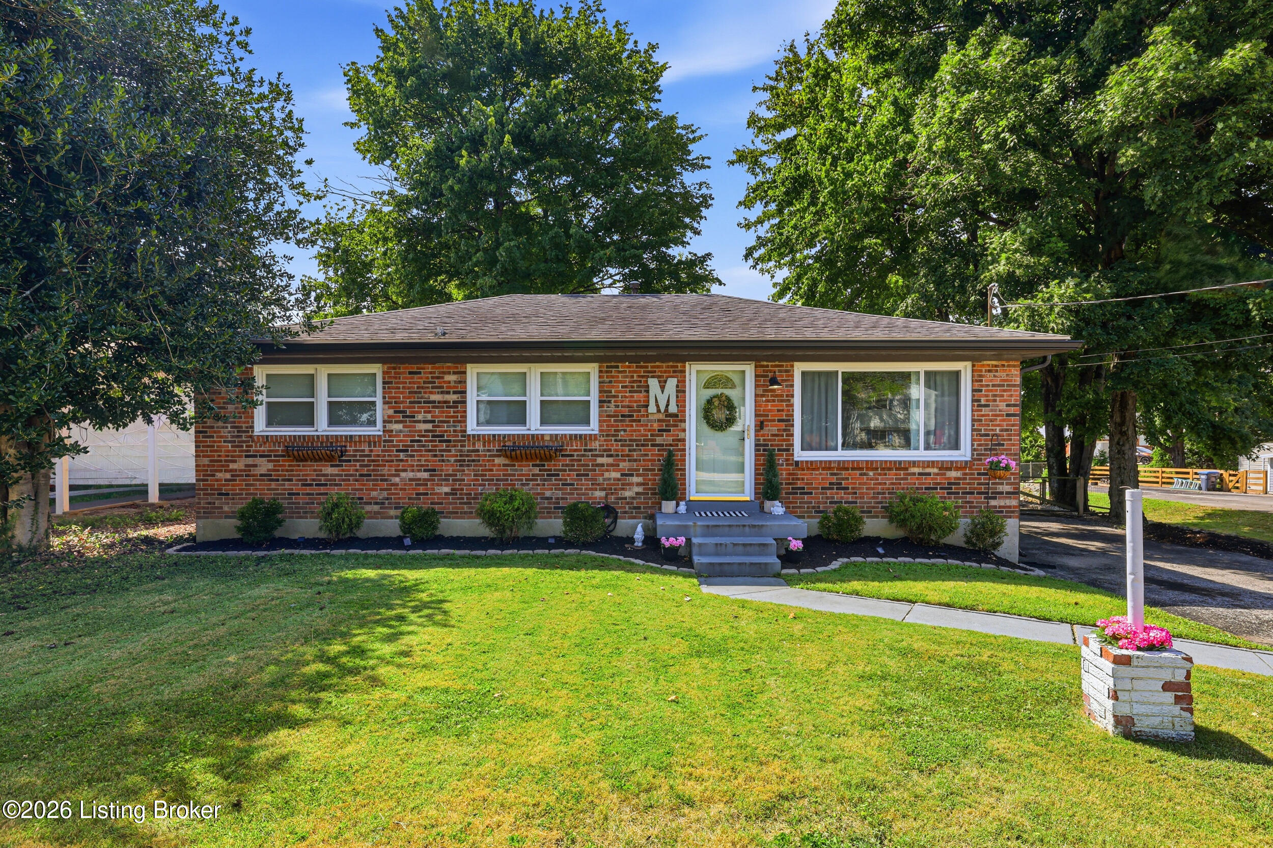 8506 Glaser Ln Property Photo 5