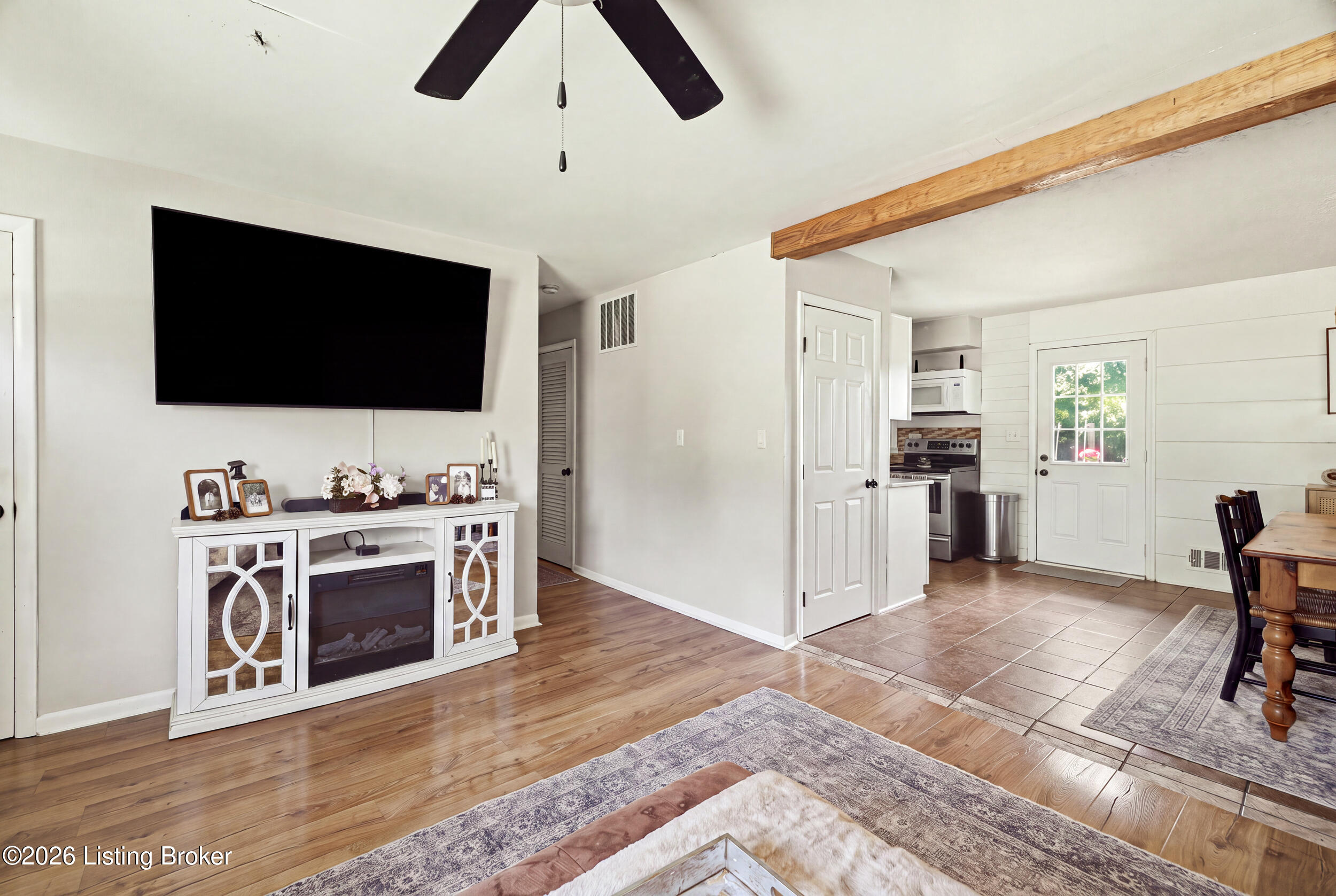 8506 Glaser Ln Property Photo 11