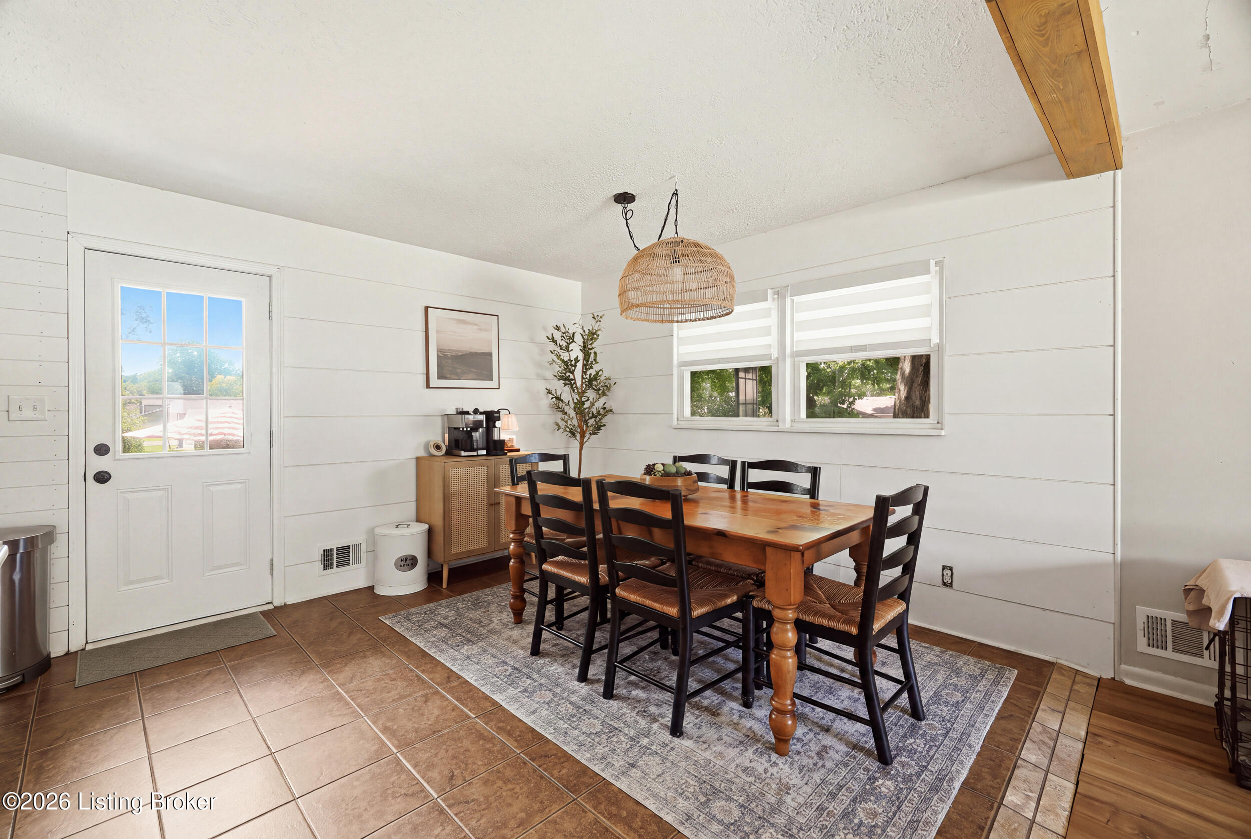 8506 Glaser Ln Property Photo 12