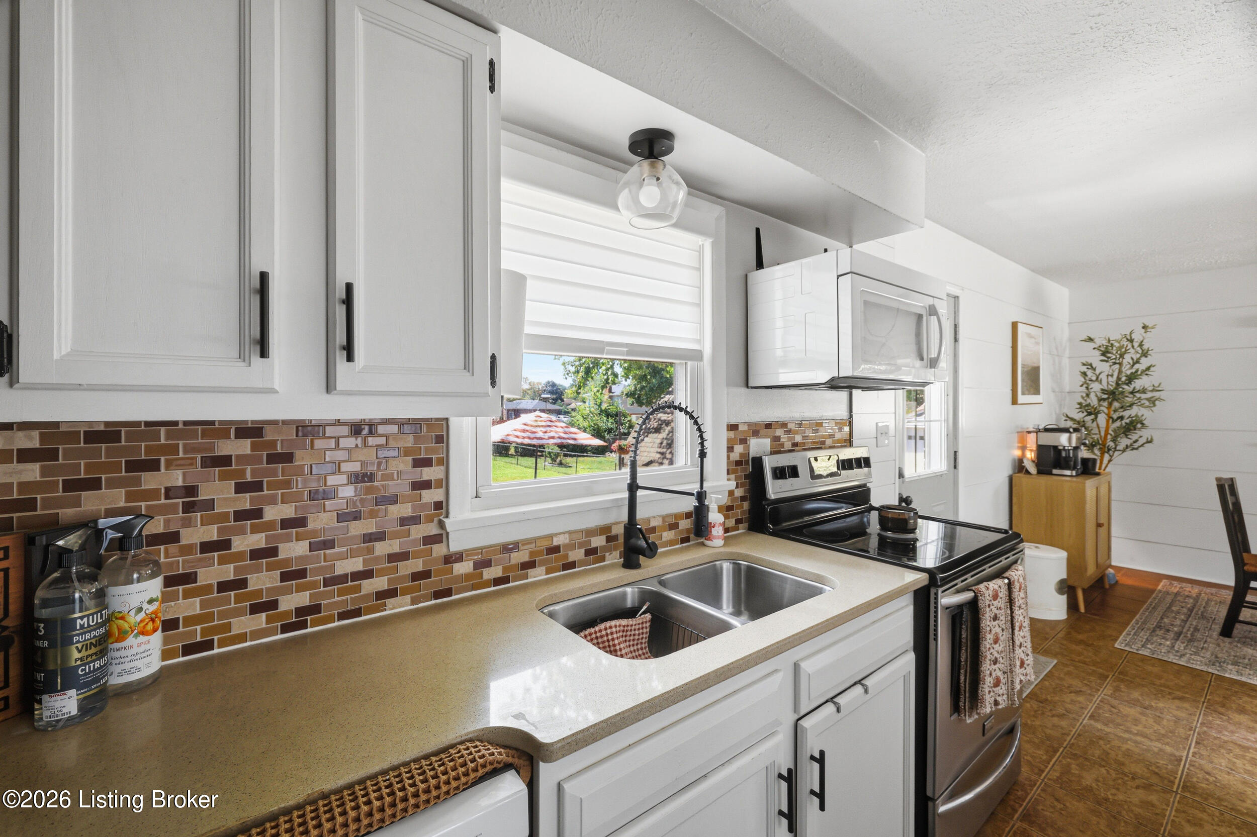 8506 Glaser Ln Property Photo 19
