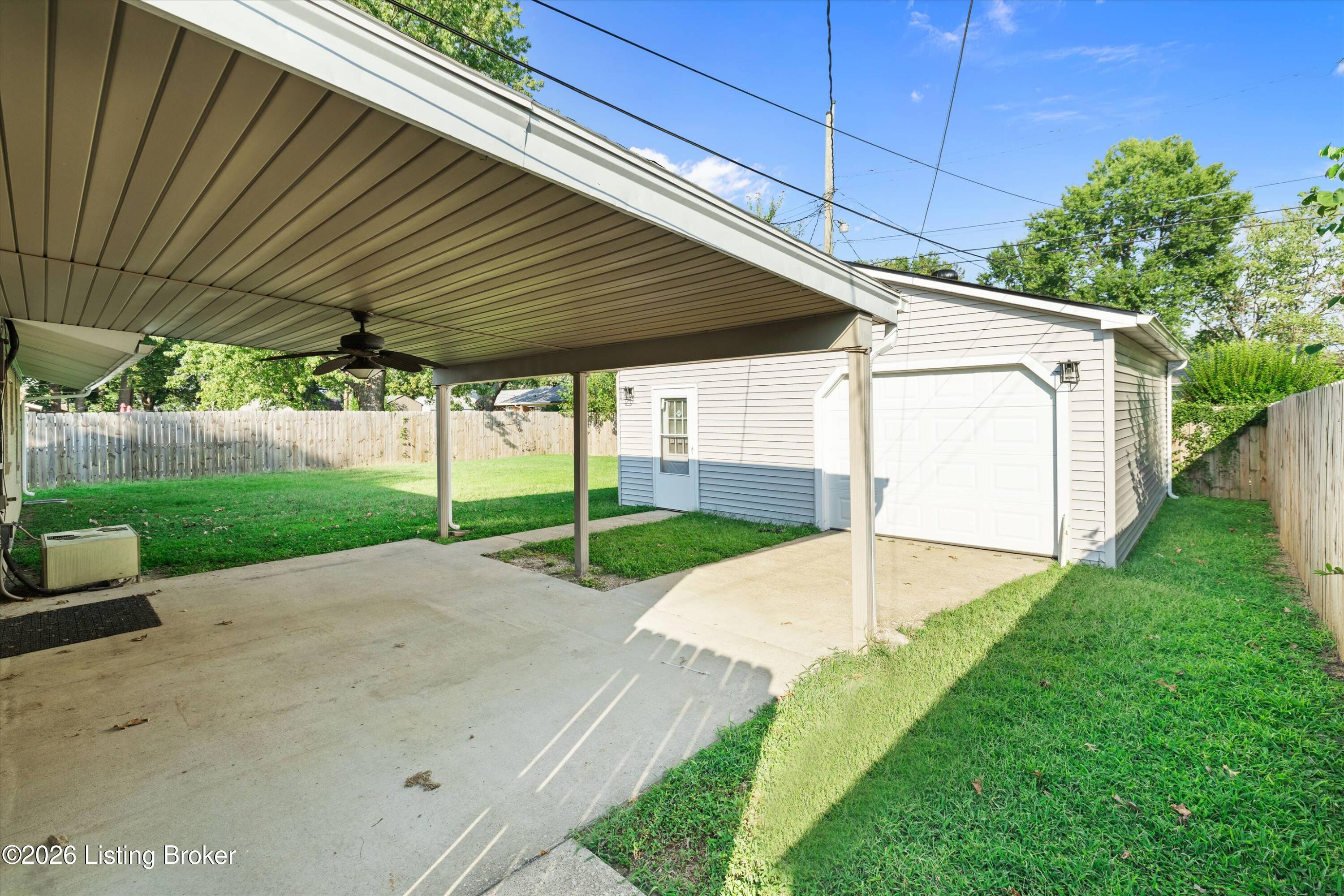 2911 Chippewa Dr Property Photo 27