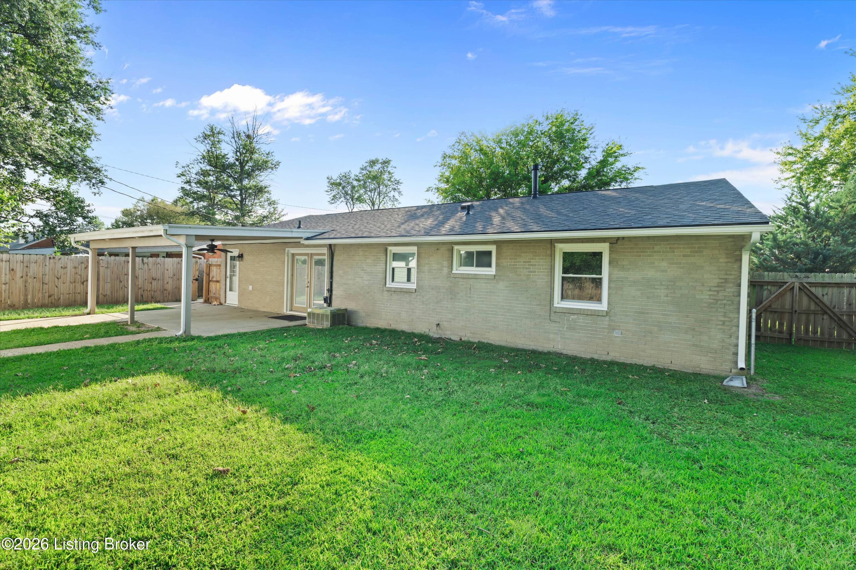 2911 Chippewa Dr Property Photo 28