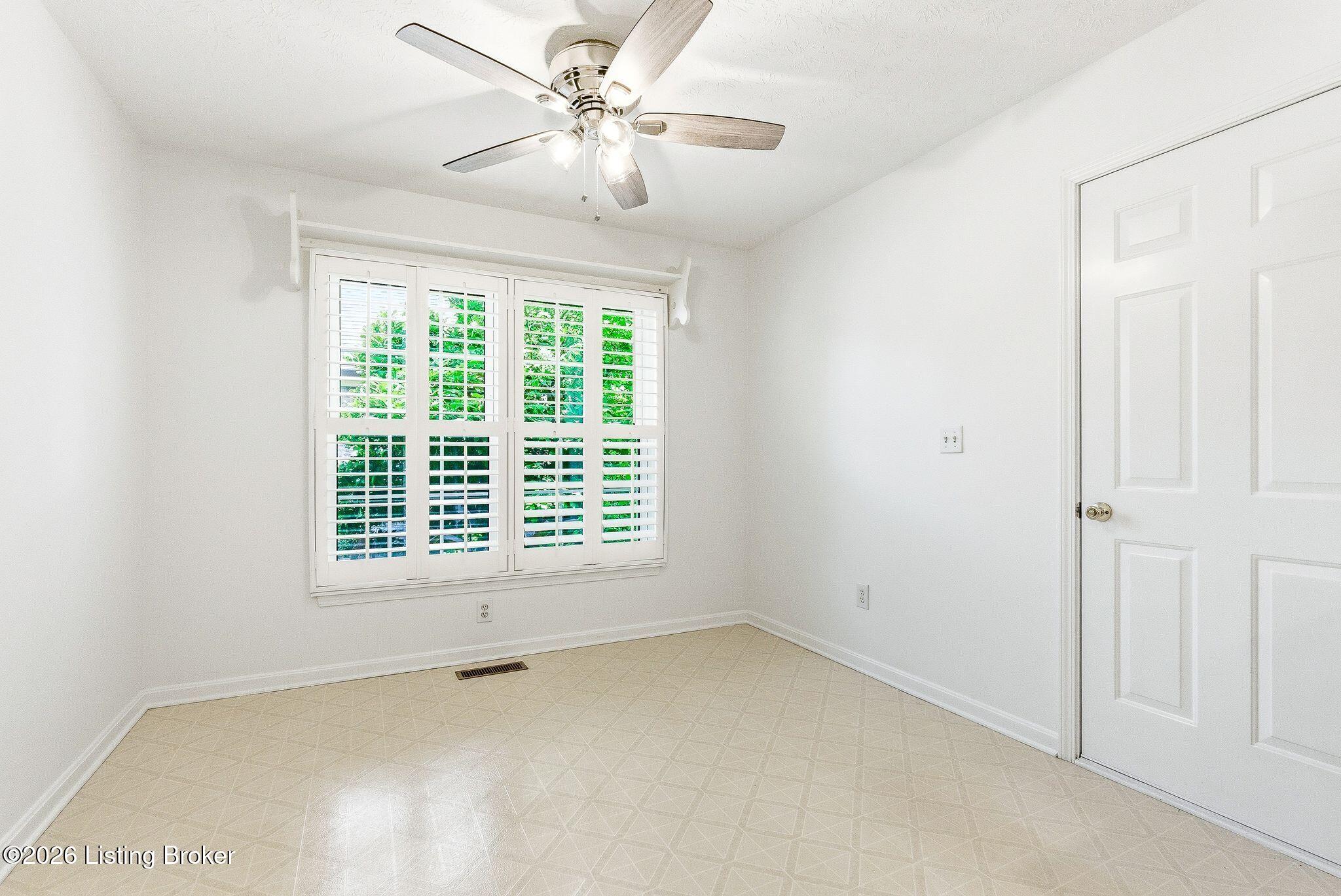 7217 Meadow Ridge Dr Property Photo 10