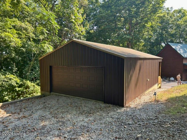 215 Carver Dr Property Photo 5