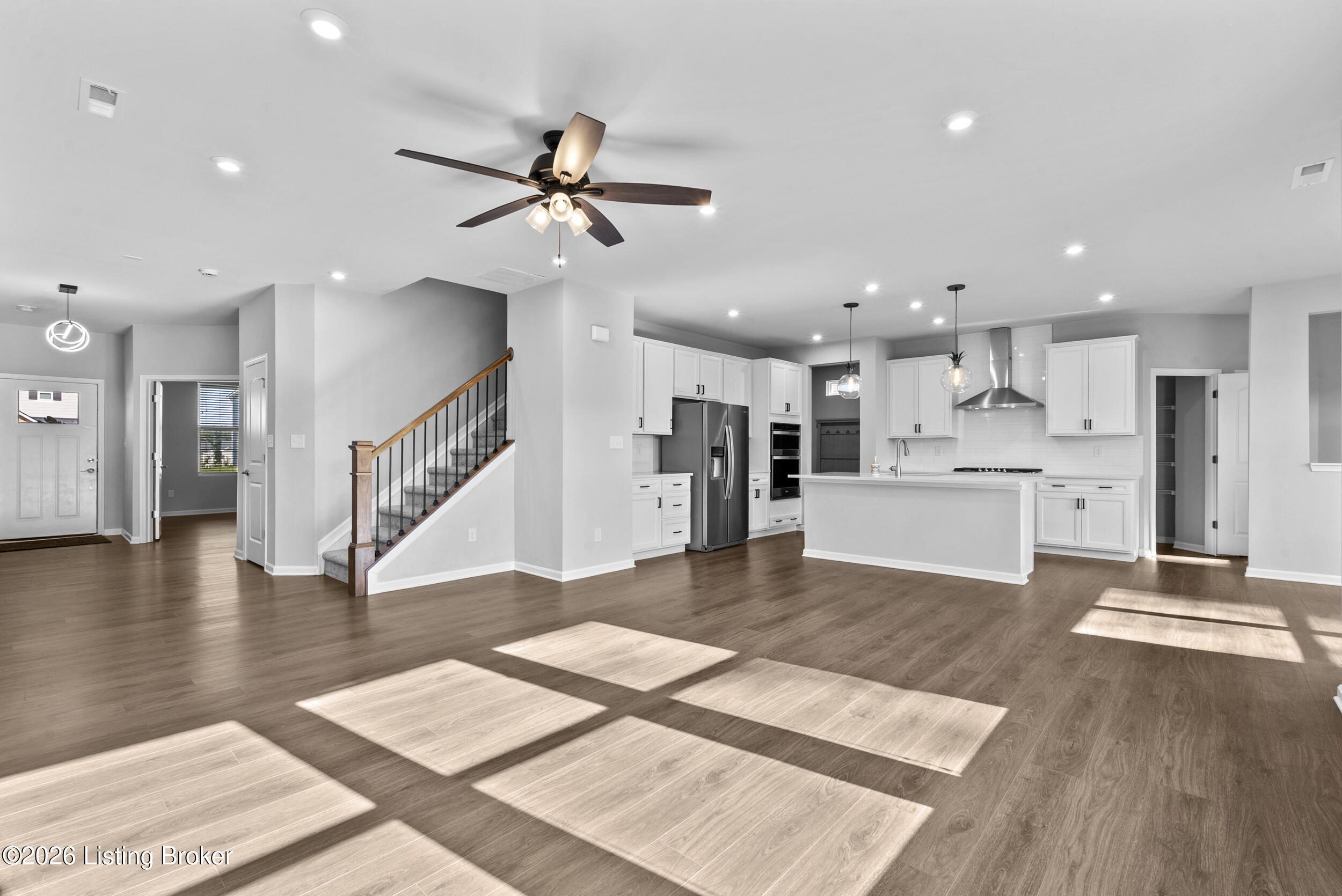 4629 Golden Eagle Dr Property Photo 4