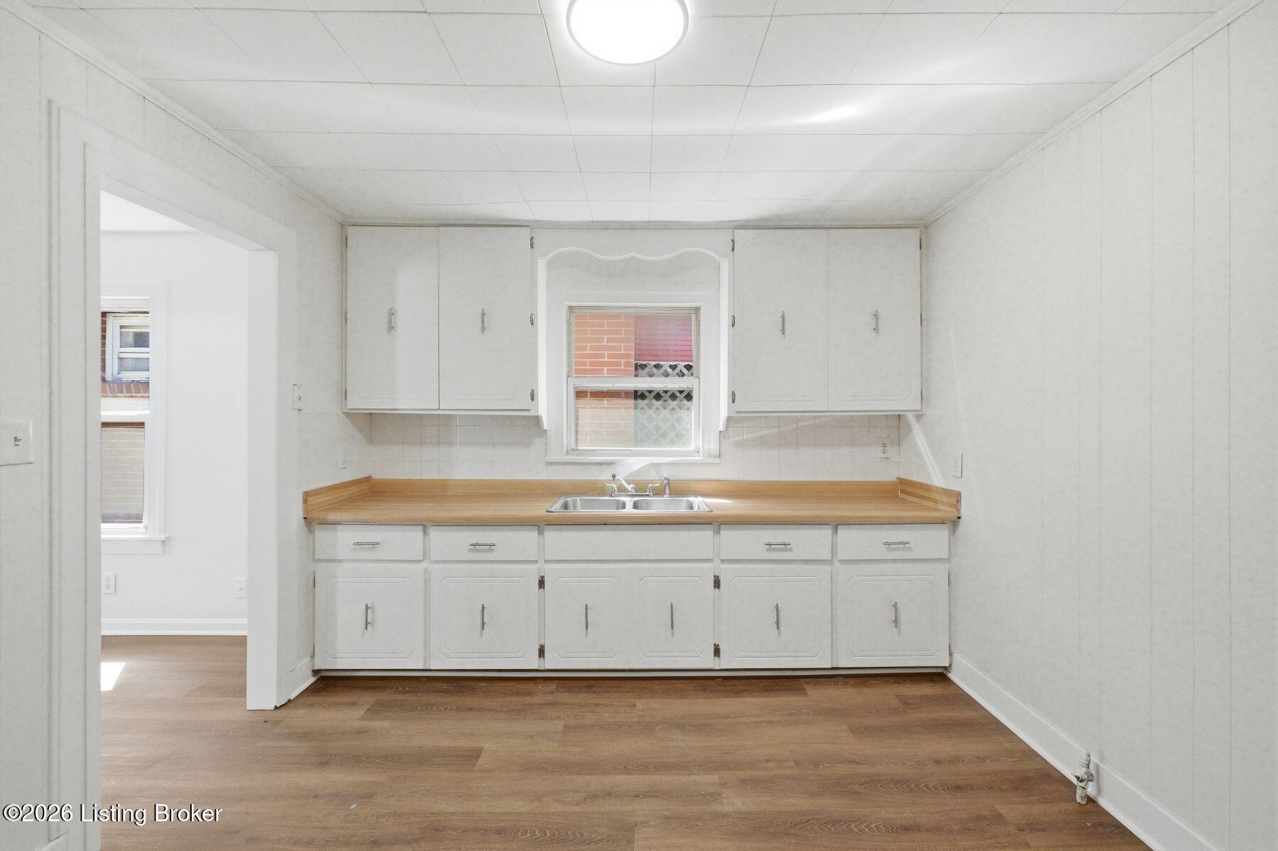 3724 Center St Property Photo 12