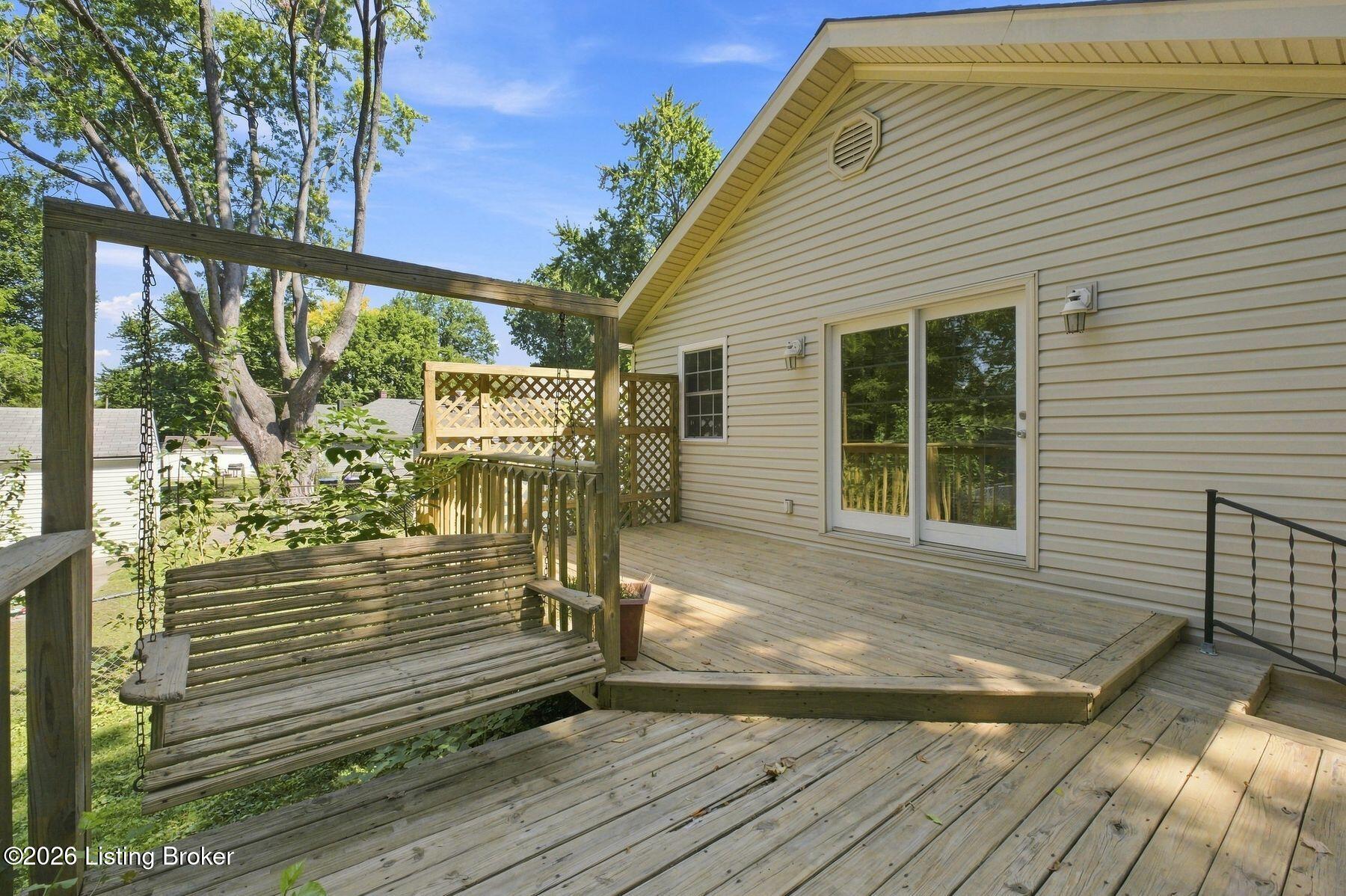 3724 Center St Property Photo 27