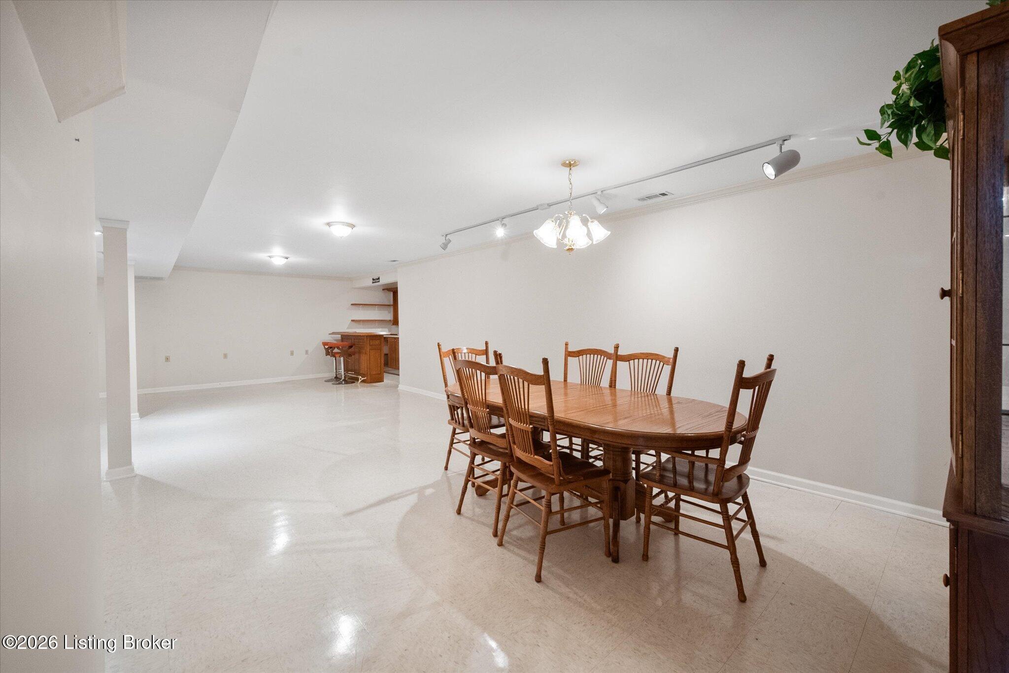 413 Sam Dr Property Photo 32